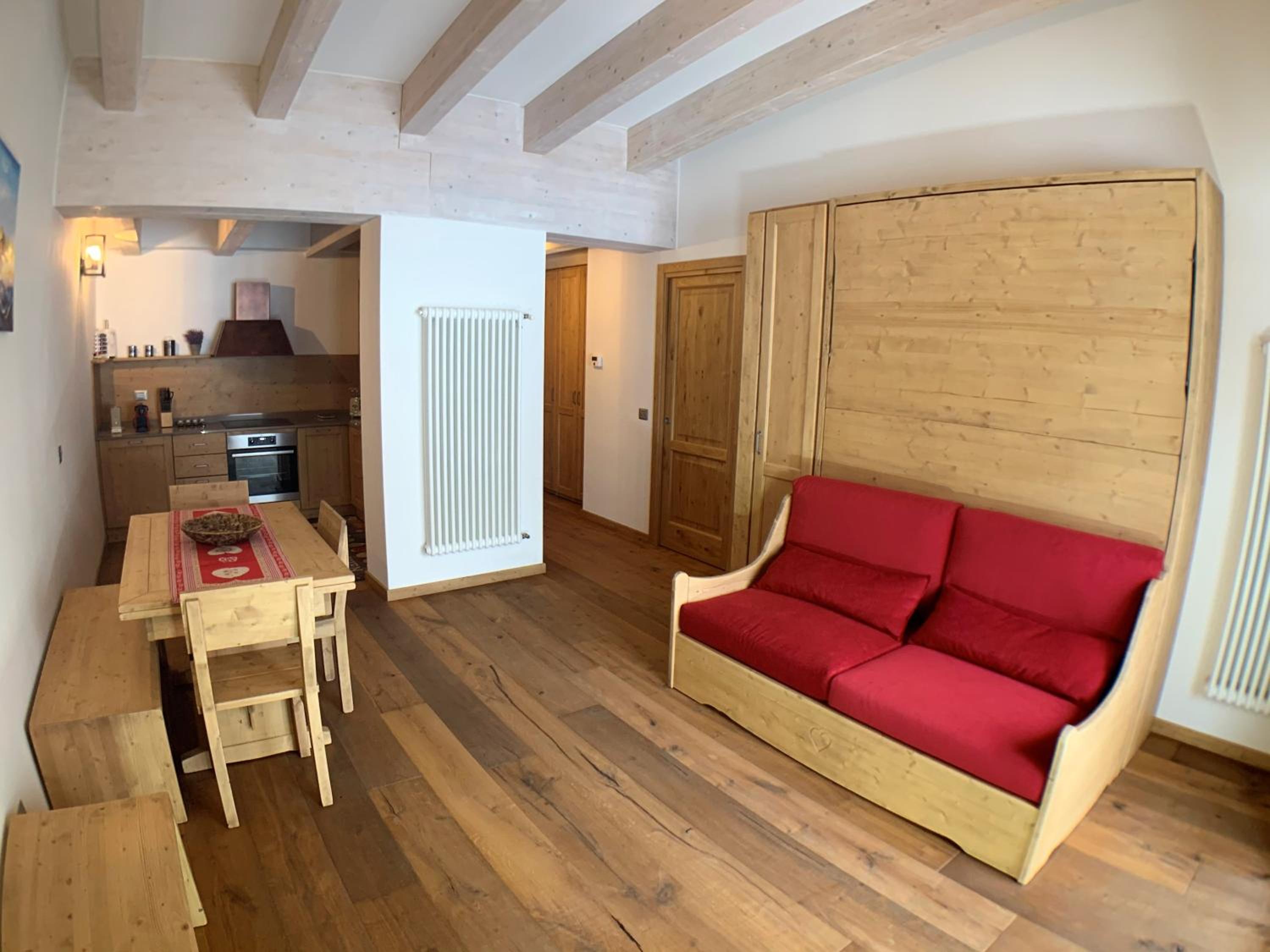 One-Bedroom Apartment