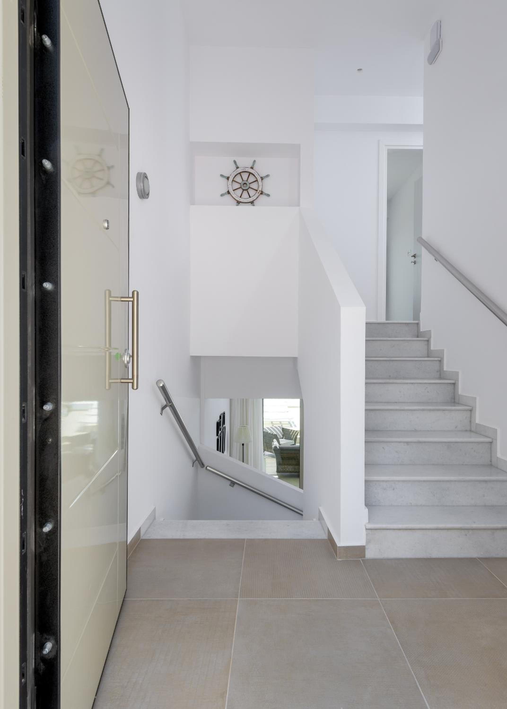 Villa photo 2