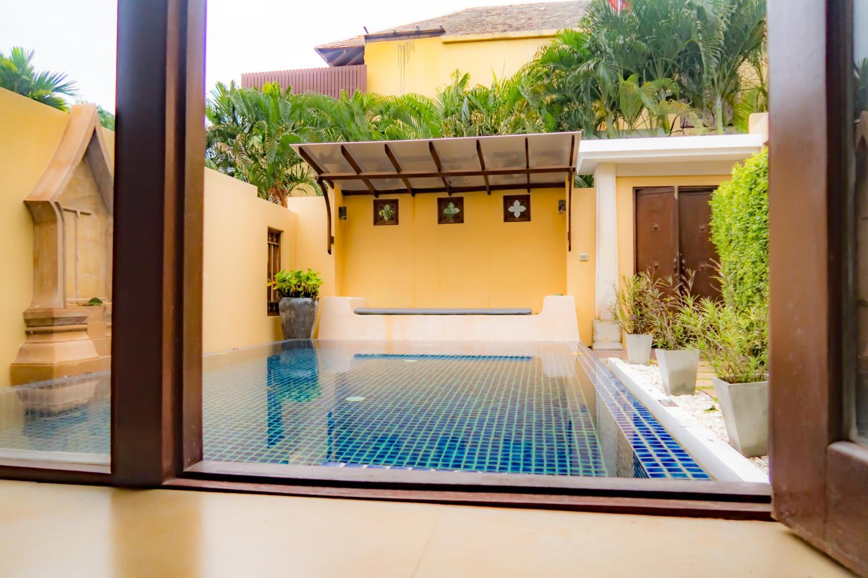 Pool Villa - Photo 15