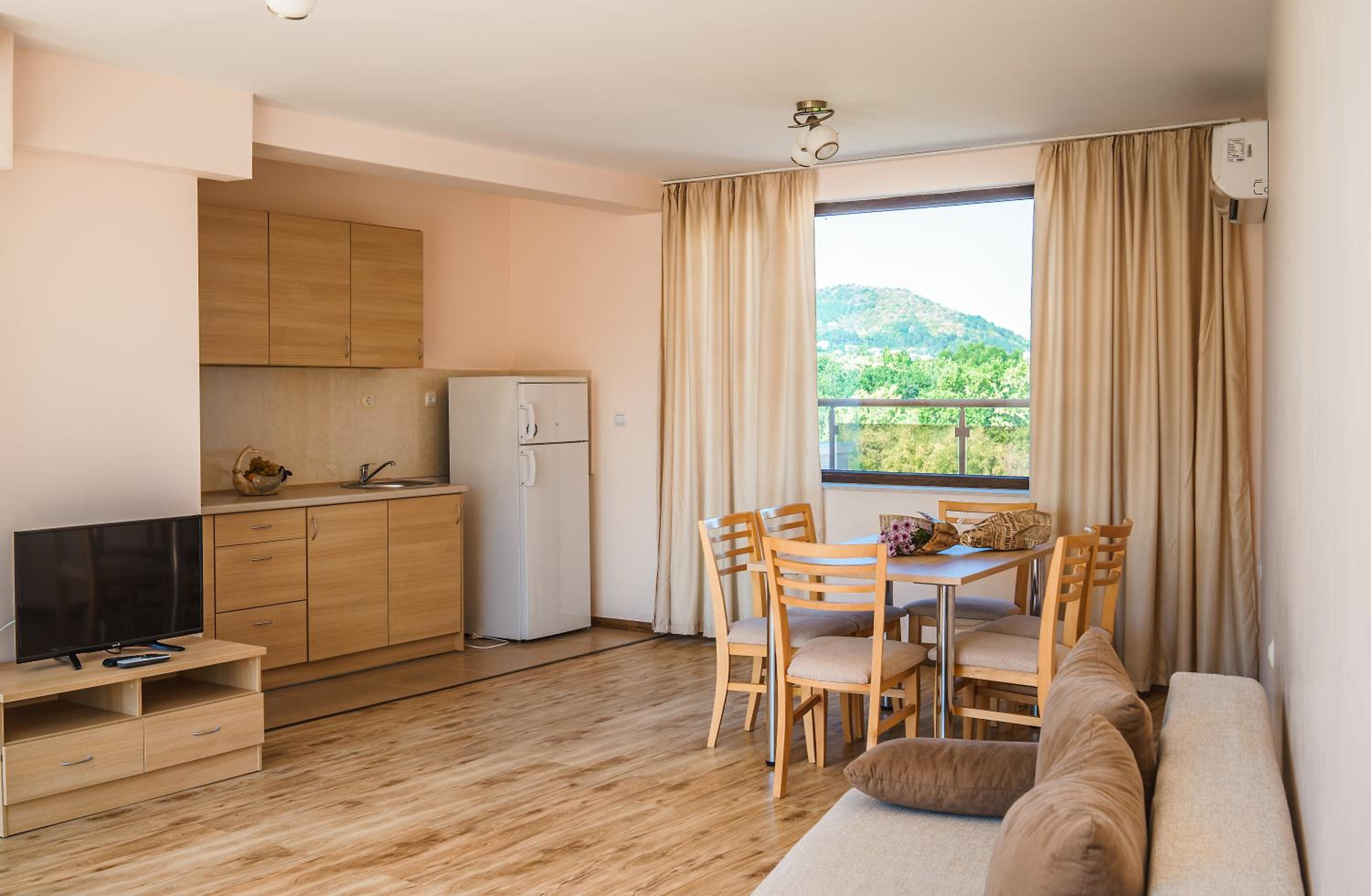 One-Bedroom Apartment with Balcony and partial Sea view, Full board included