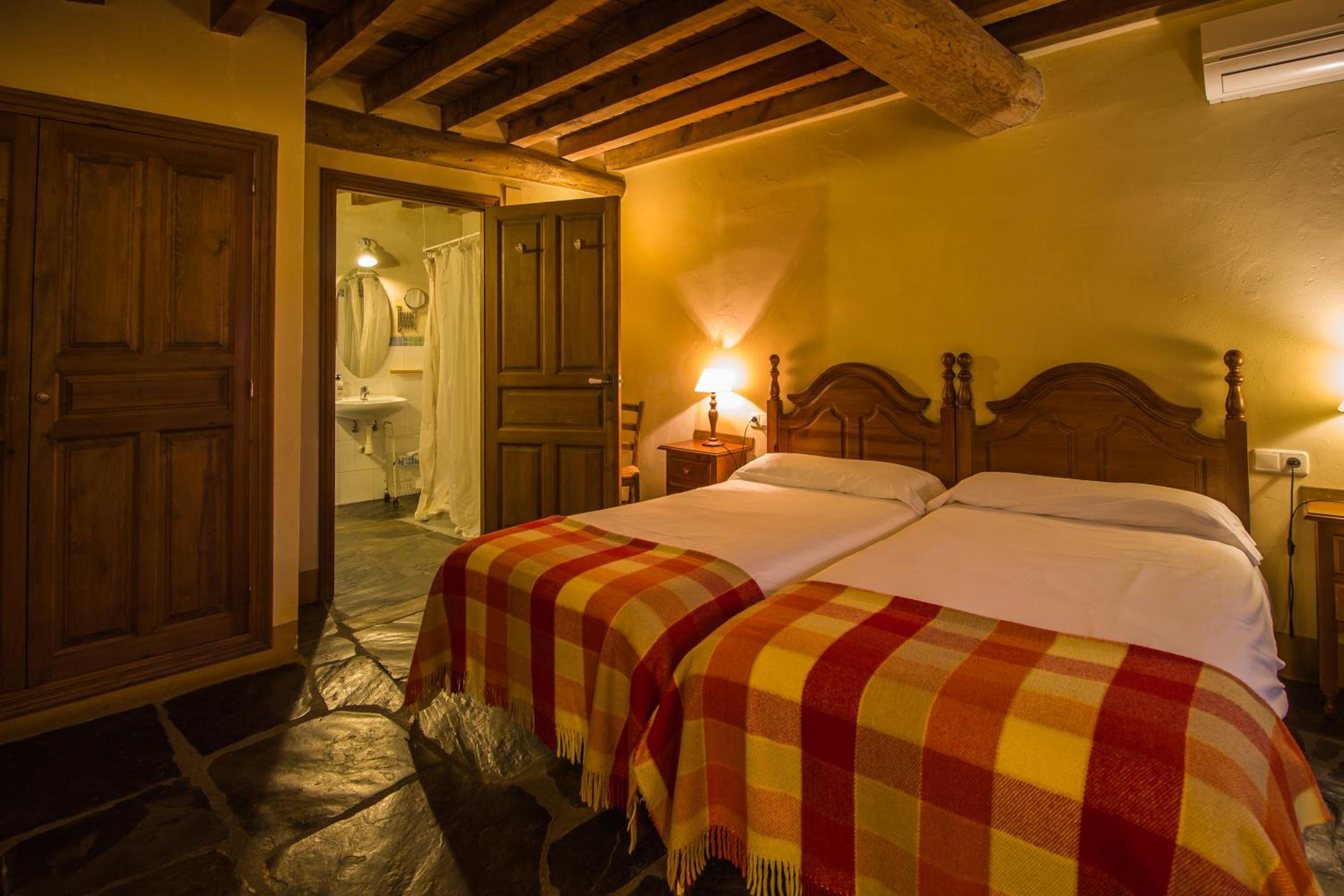 Double Or Twin Room photo 3