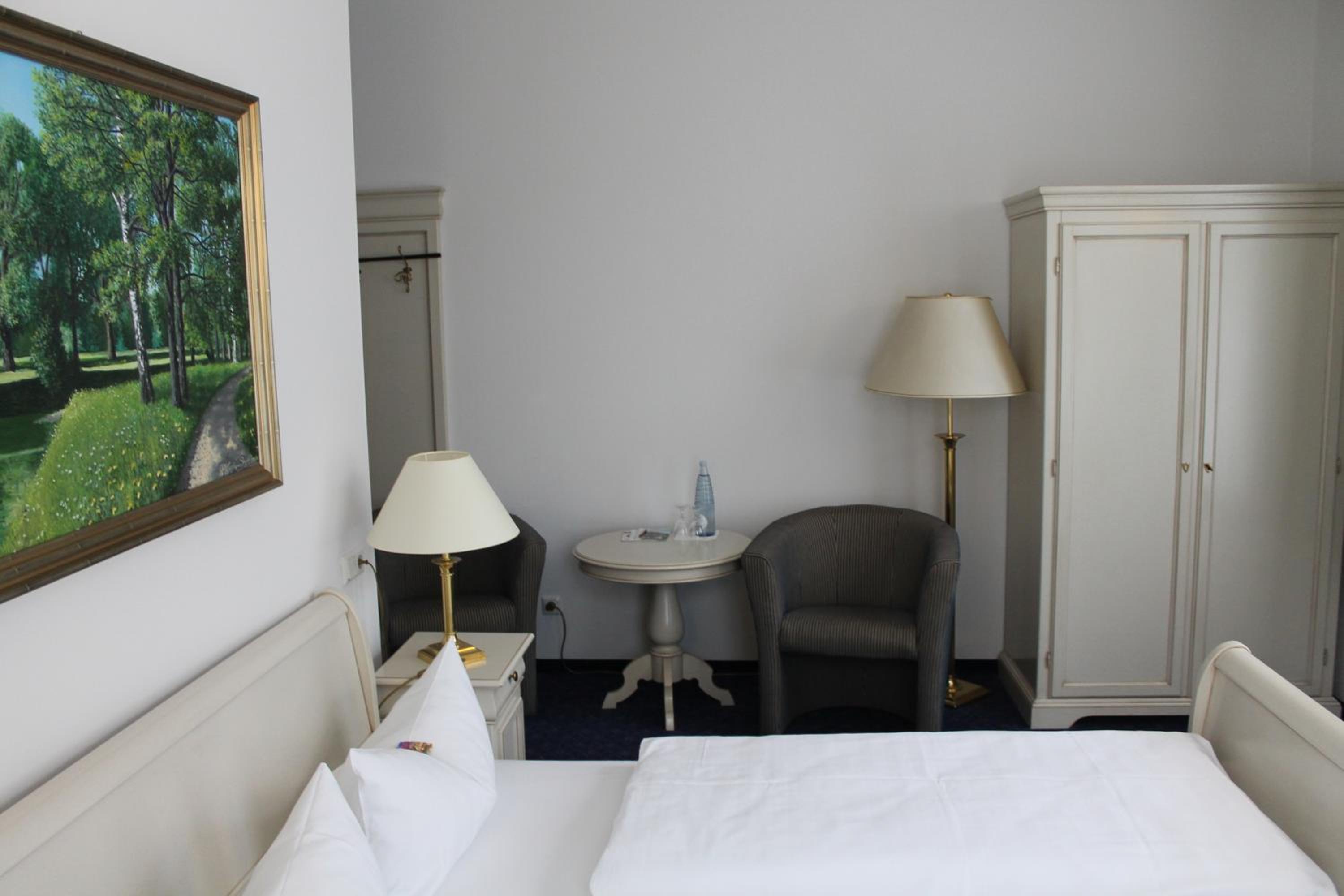 Superior Double Room with Balcony - Photo 7