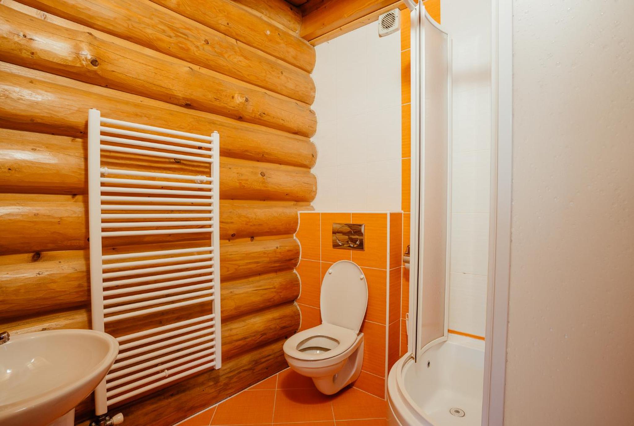 One-Bedroom Apartment - Photo 12