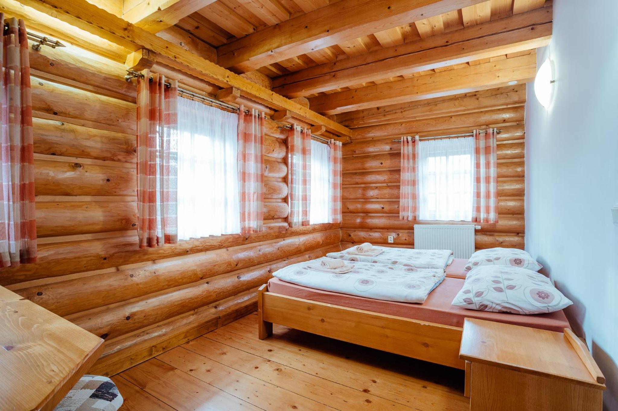 One-Bedroom Apartment - Photo 7