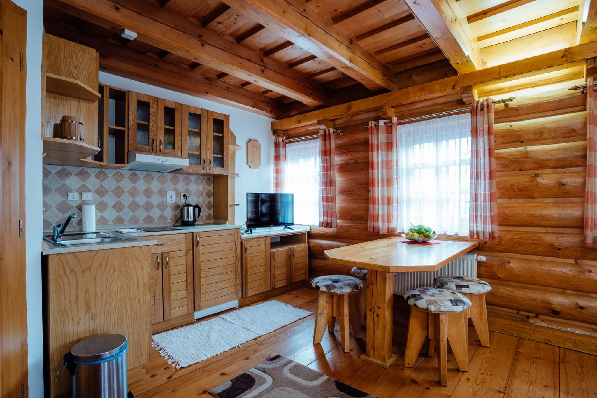One-Bedroom Apartment - Photo 6