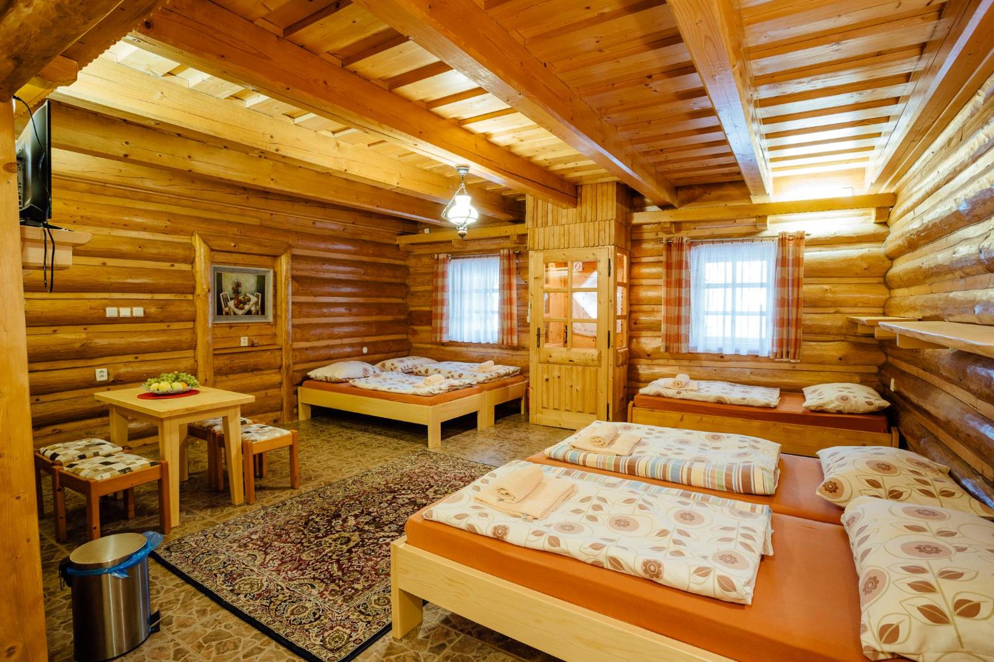 Family Room - Photo 2