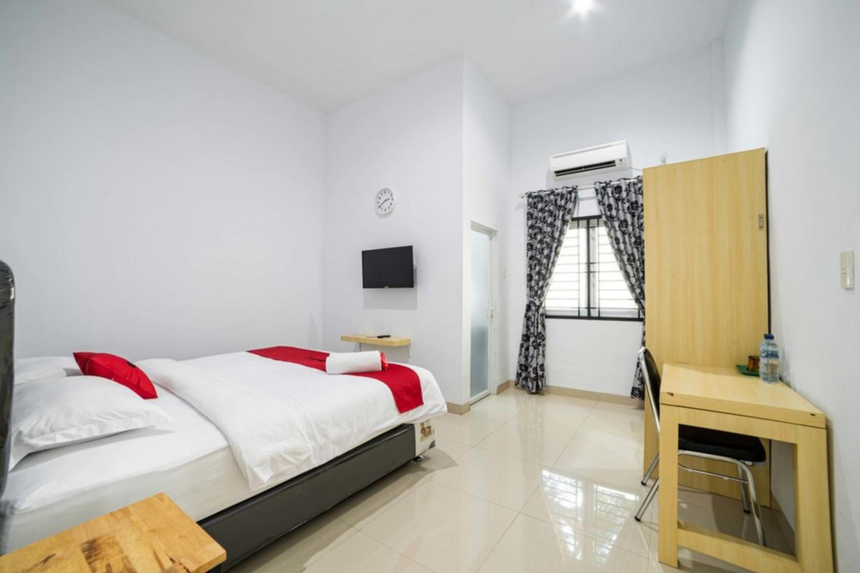 Deluxe Room - Photo 3