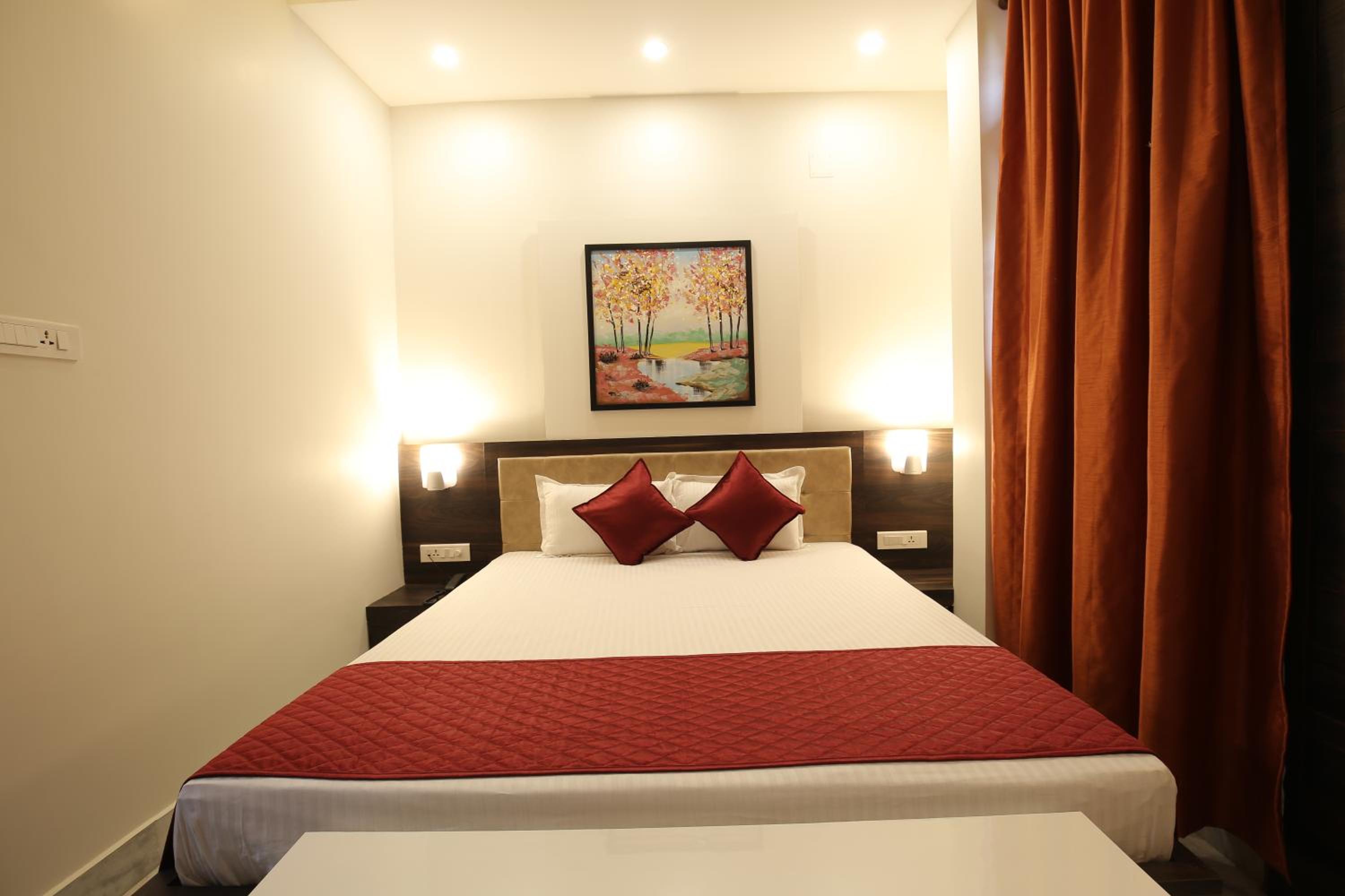 Deluxe Double Room - Photo 15