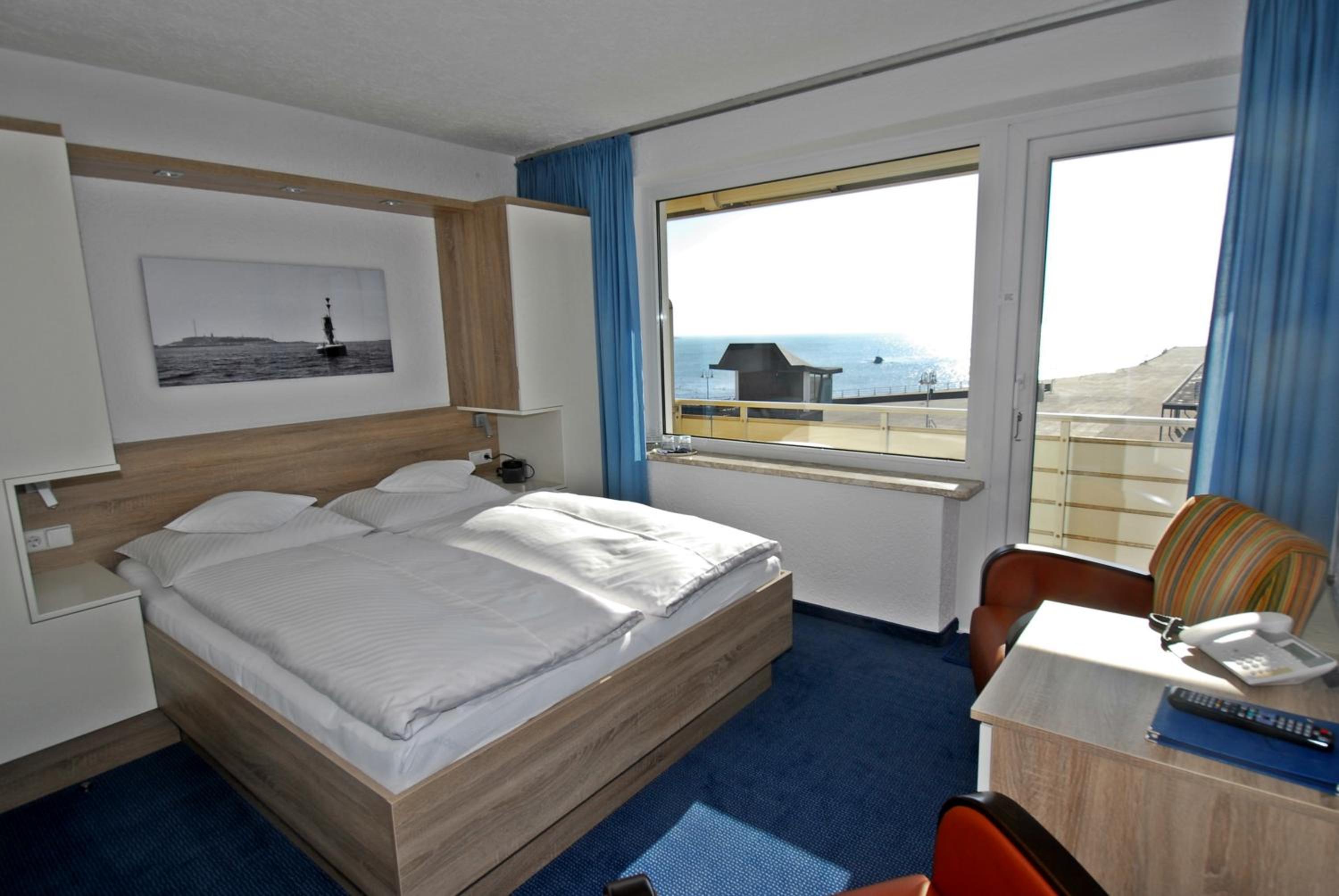 Double Room with Balcony and Sea View Nr. 7