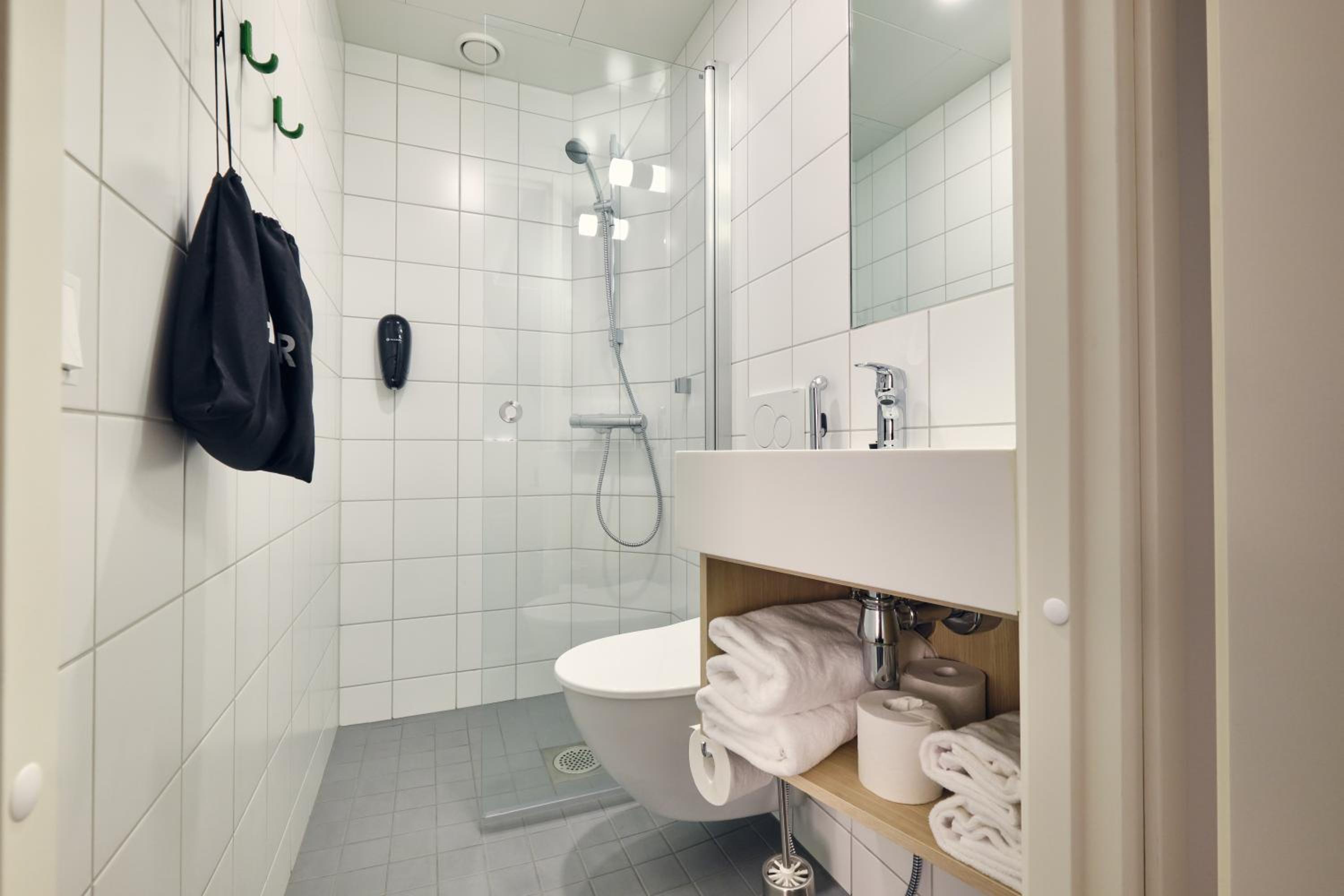 Standard Triple Room - Photo 2