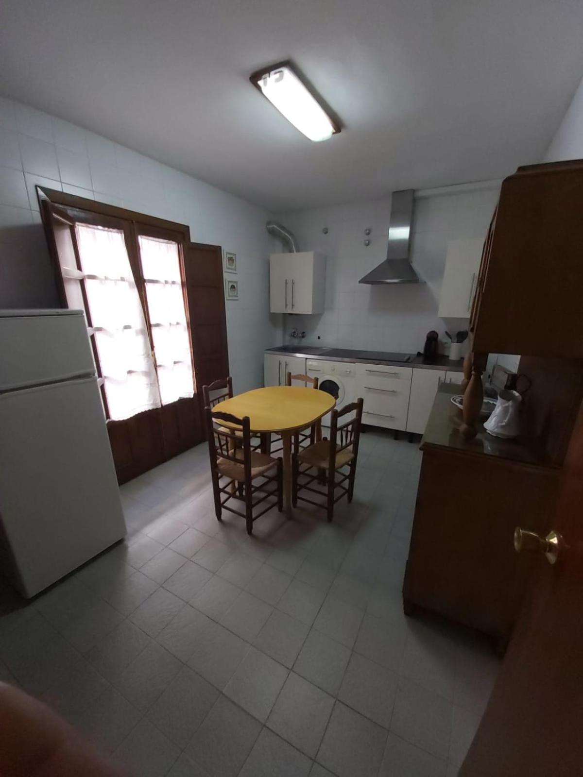 One-Bedroom Apartment - Photo 22