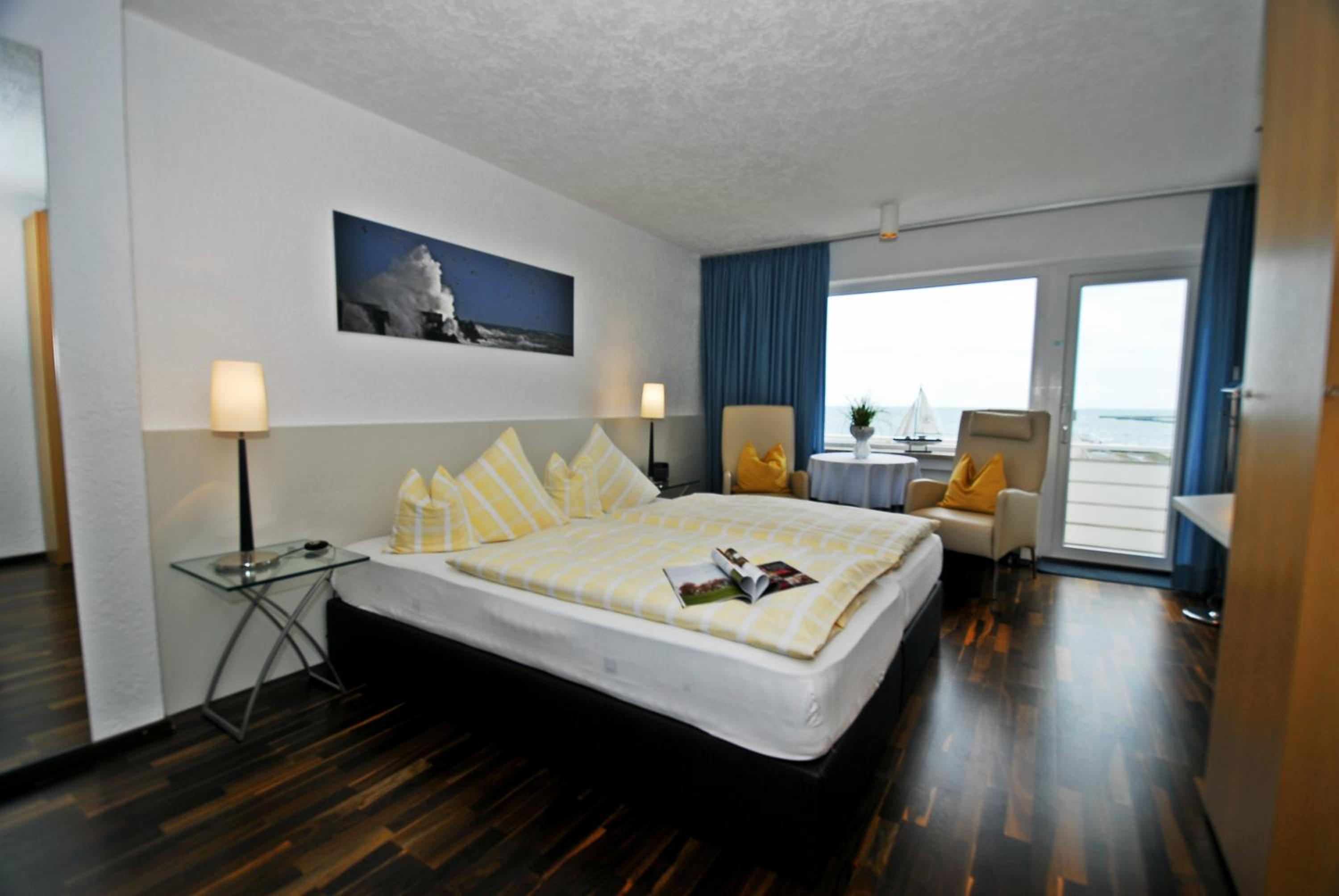 Suite with Sea View and Balcony 2