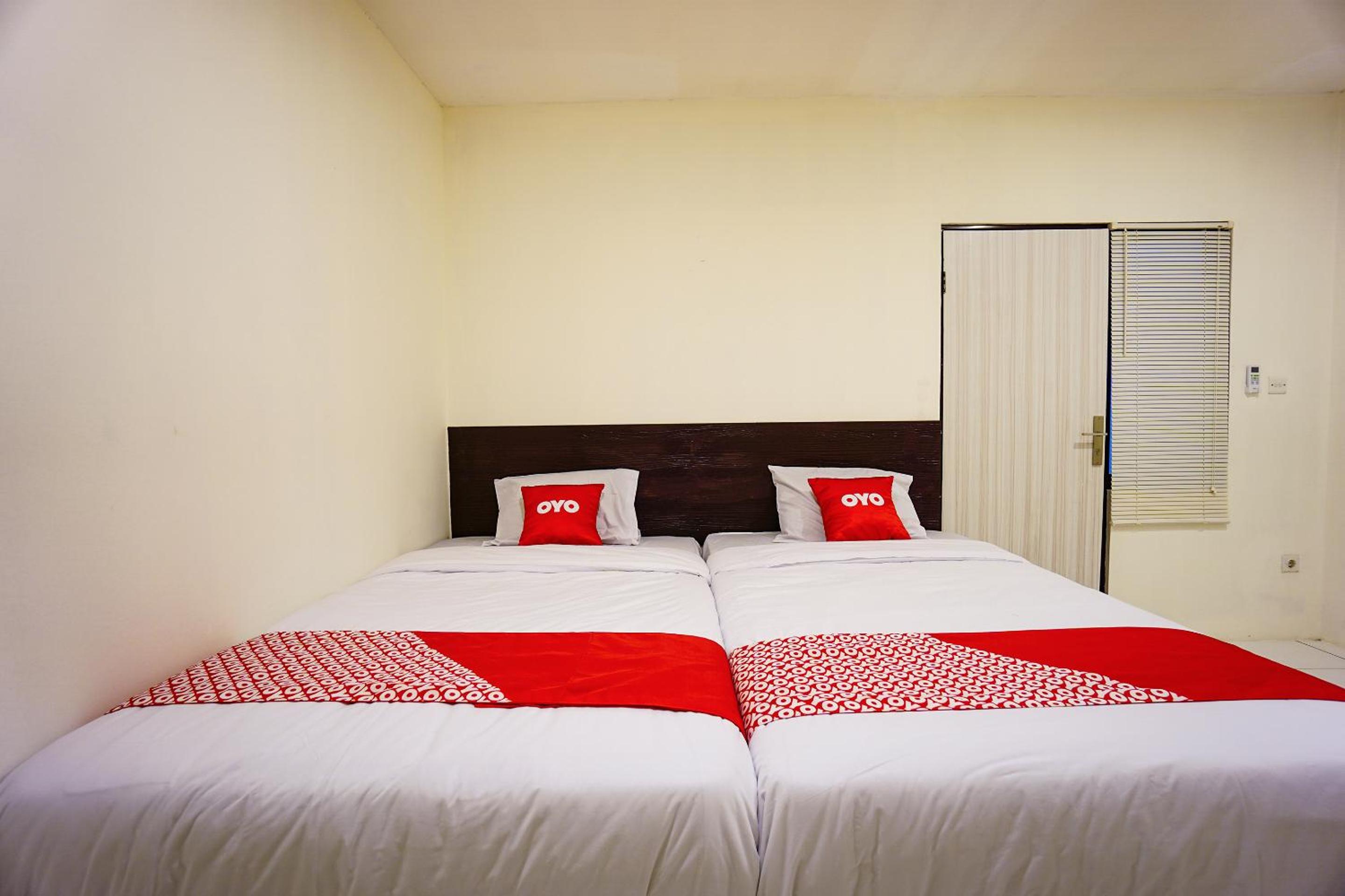 Delxue Twin Room photo 3