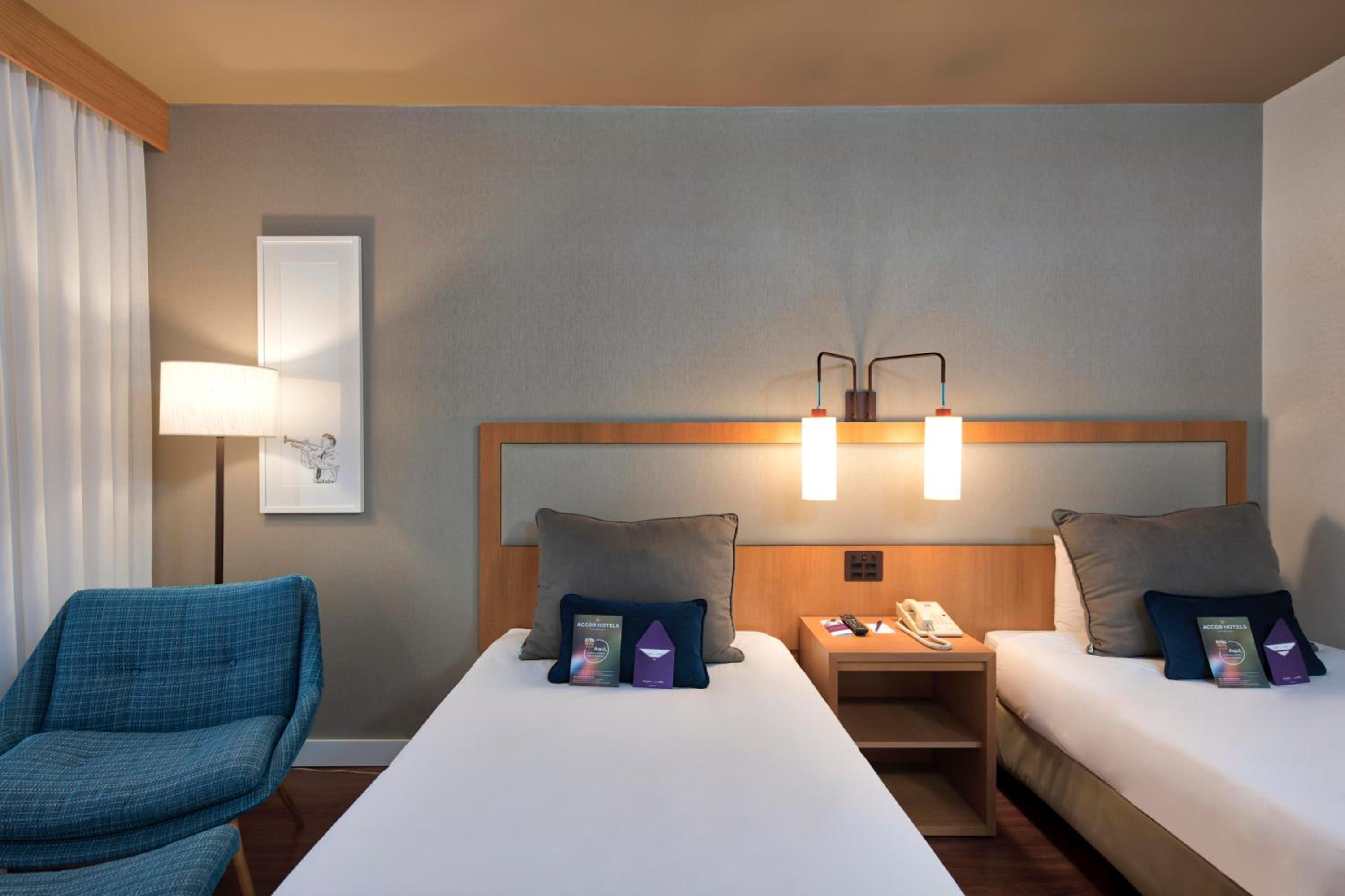 Standard Twin Room - Photo 3