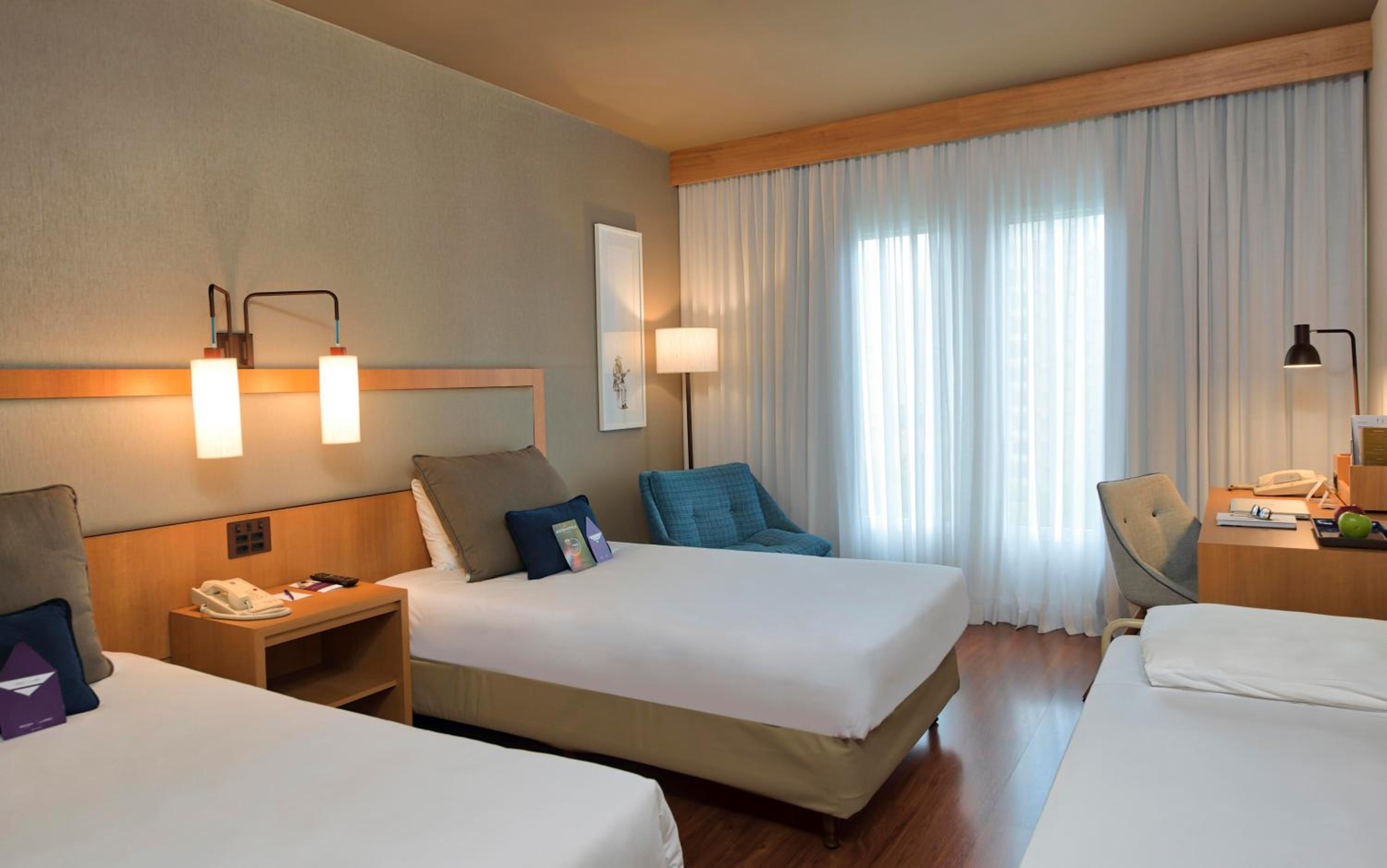 Standard Twin Room - Photo 2