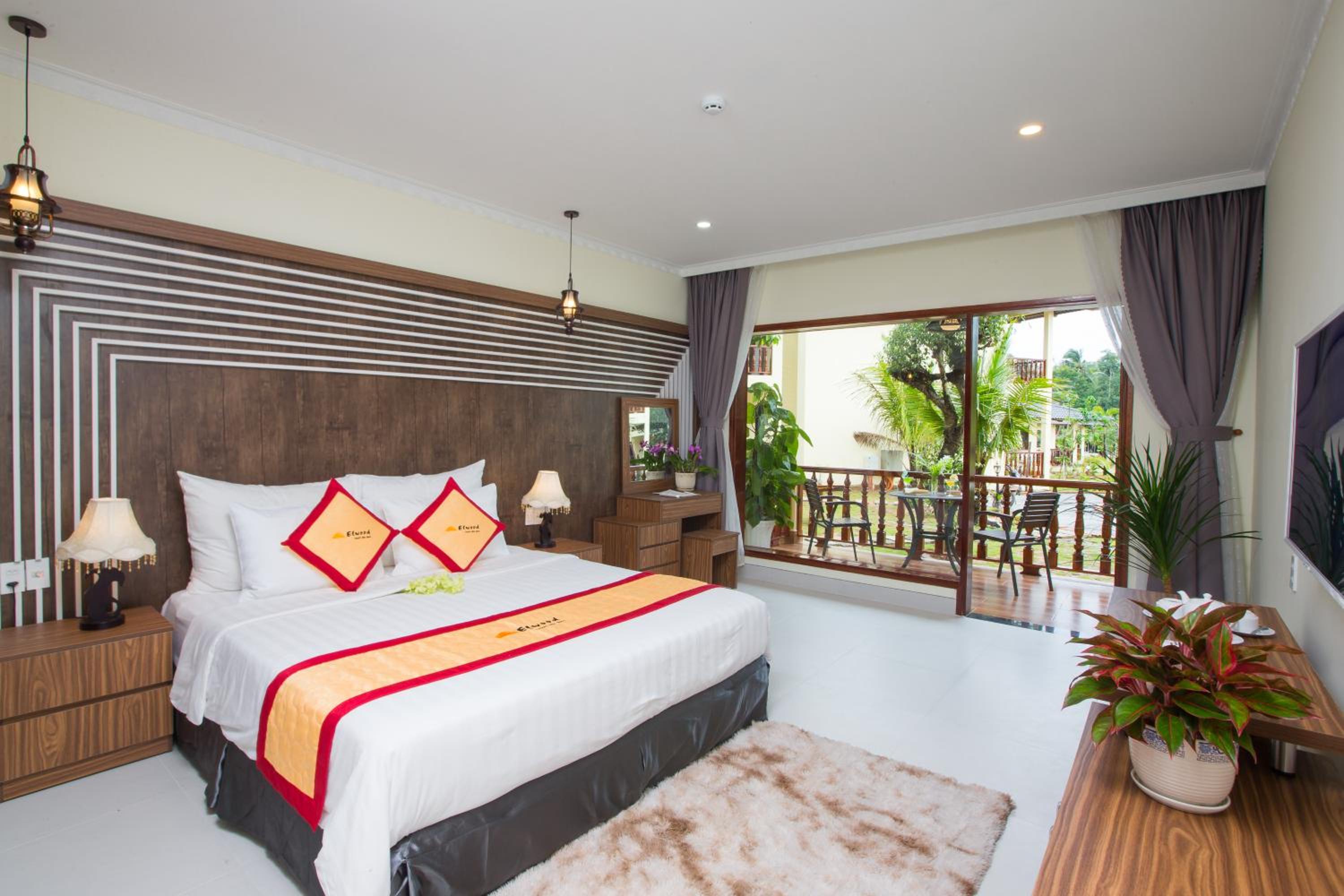 Deluxe Double Or Twin Room - Photo 1