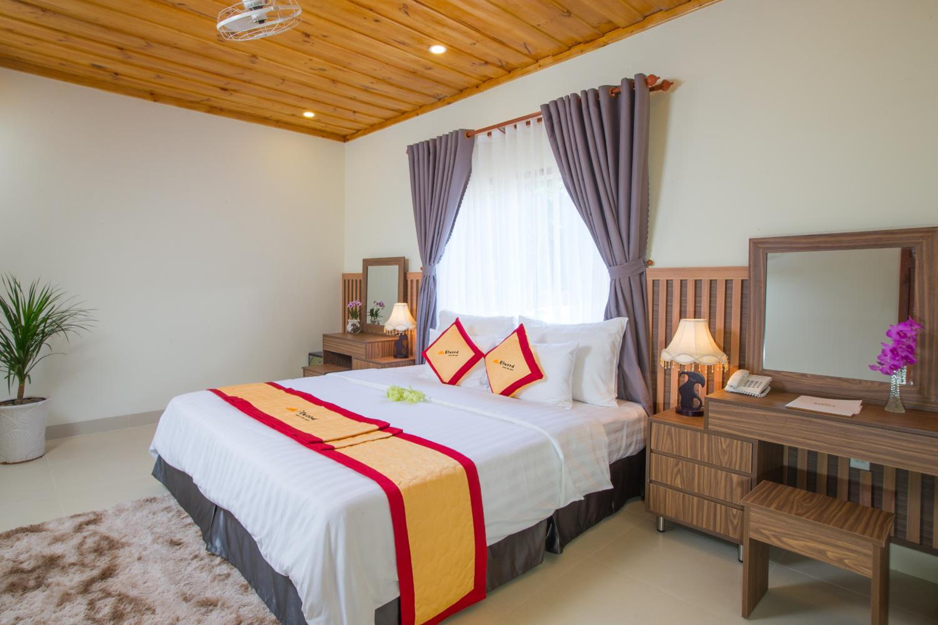 Two-Bedroom Villa - Photo 1