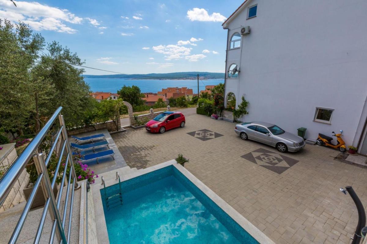 Apartment with Terrace