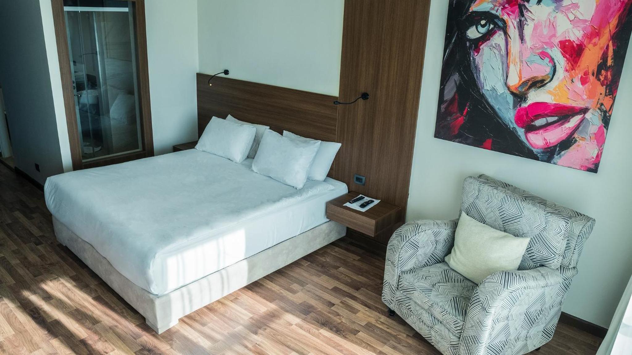 Superior Double Room - Photo 2