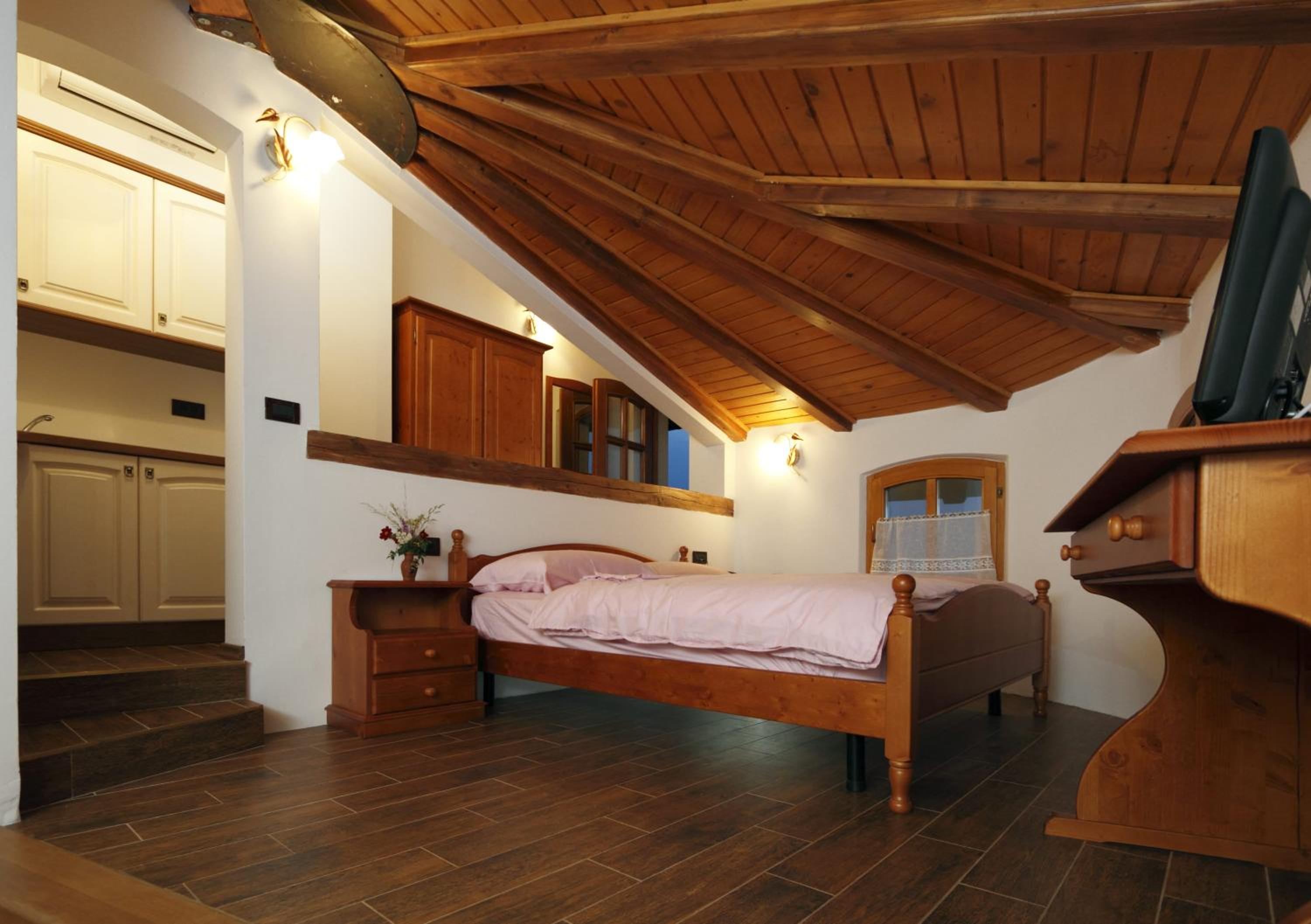 Suite with Balcony photo 2