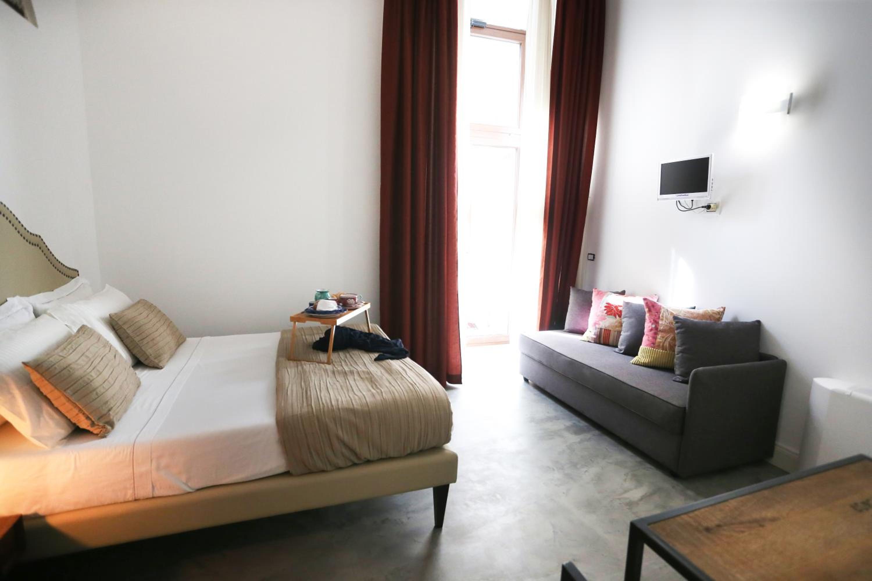 Deluxe Triple Room photo 3