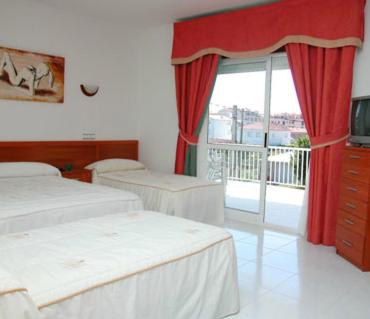 Triple Room - Photo 1