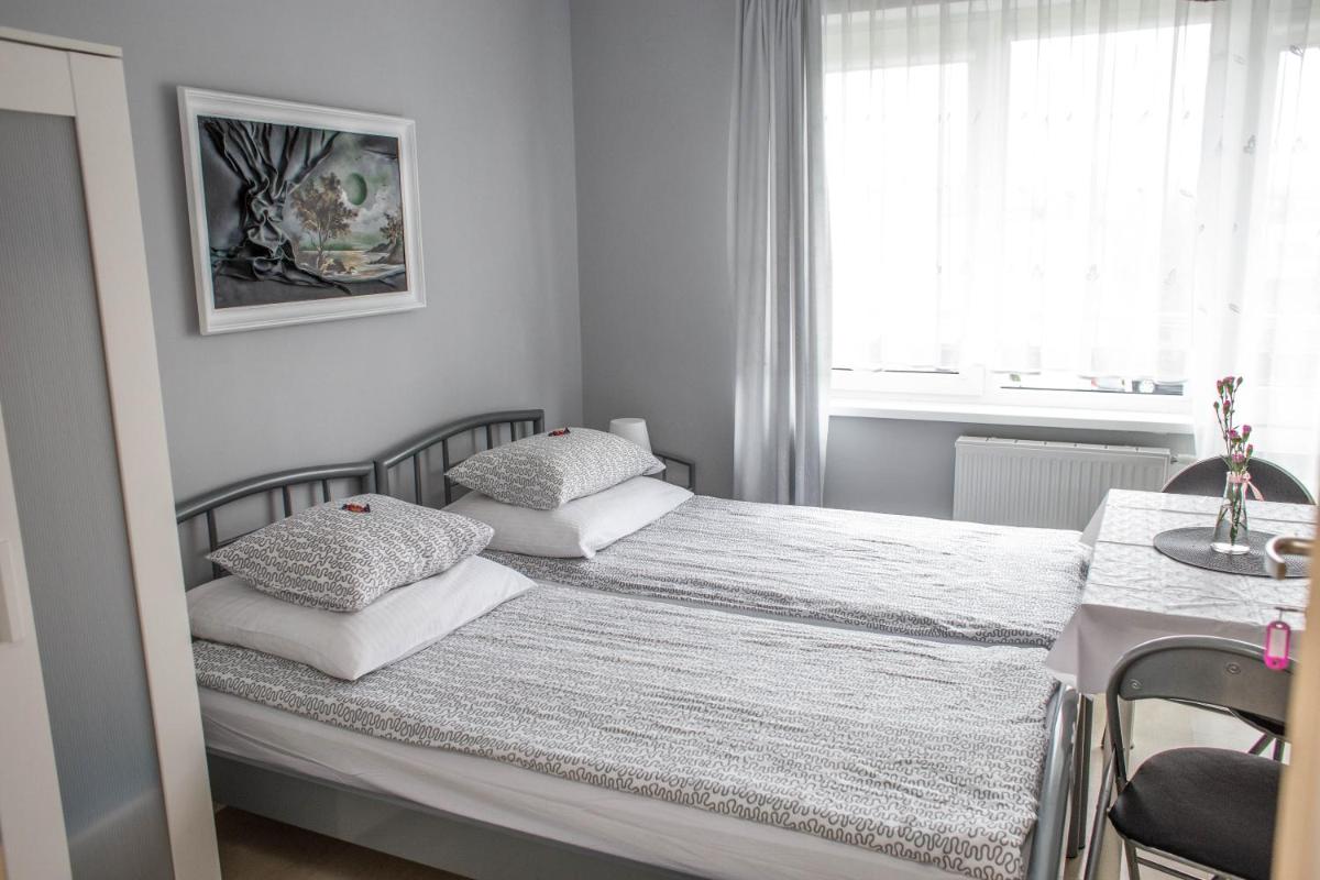 Triple Room with Private Bathroom photo 1