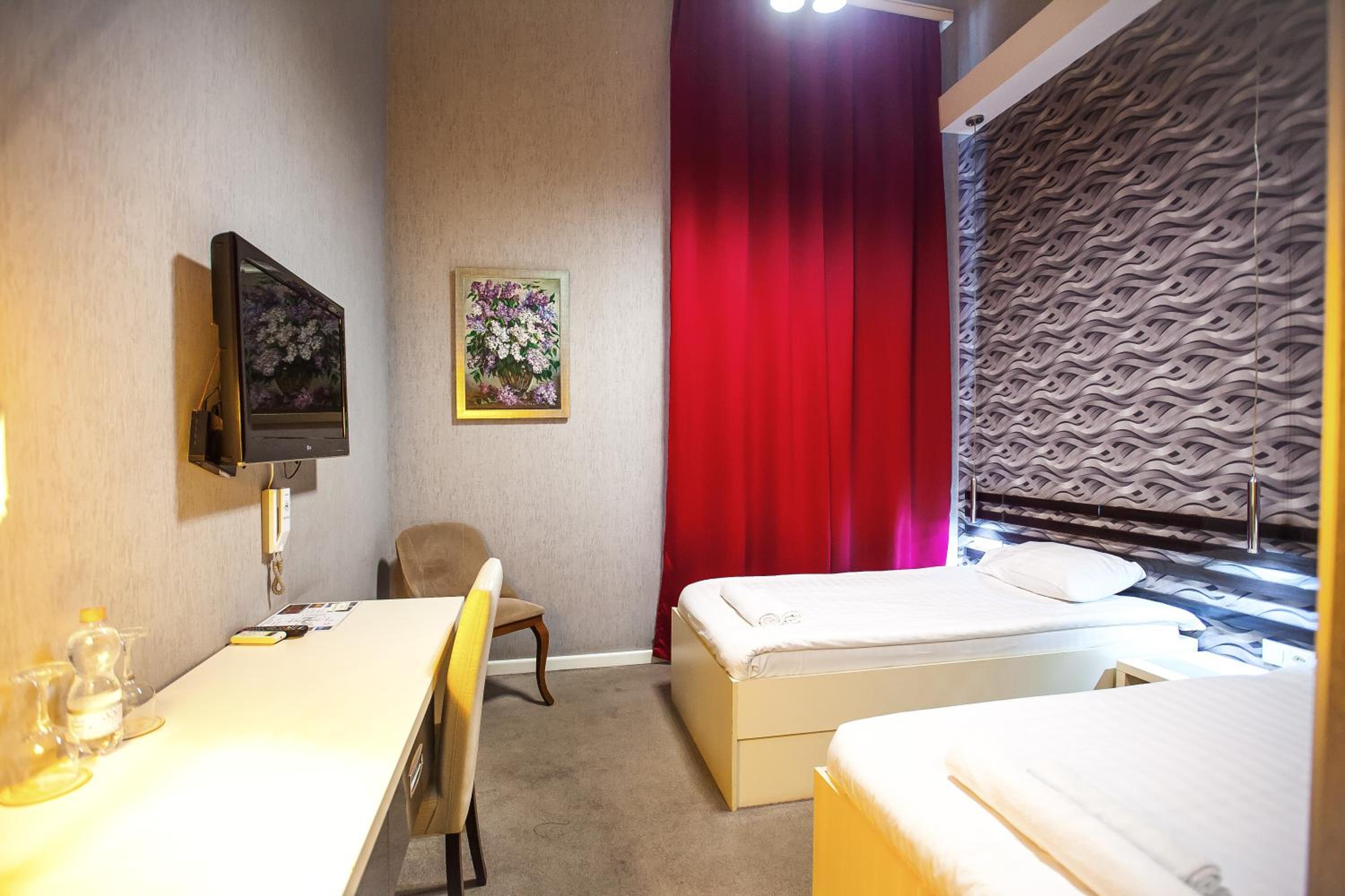 Standard Twin Room photo 2