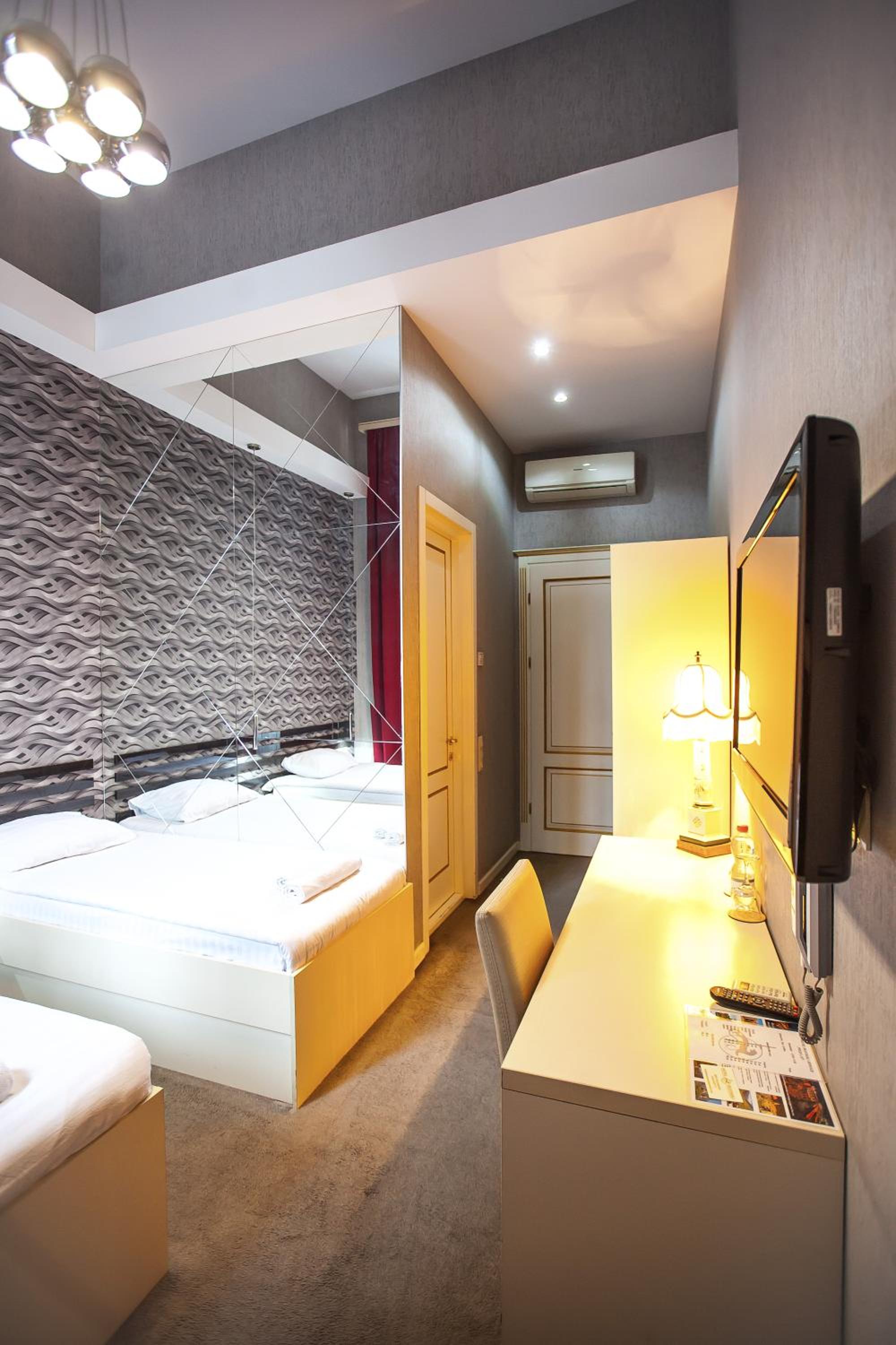 Standard Twin Room photo 3