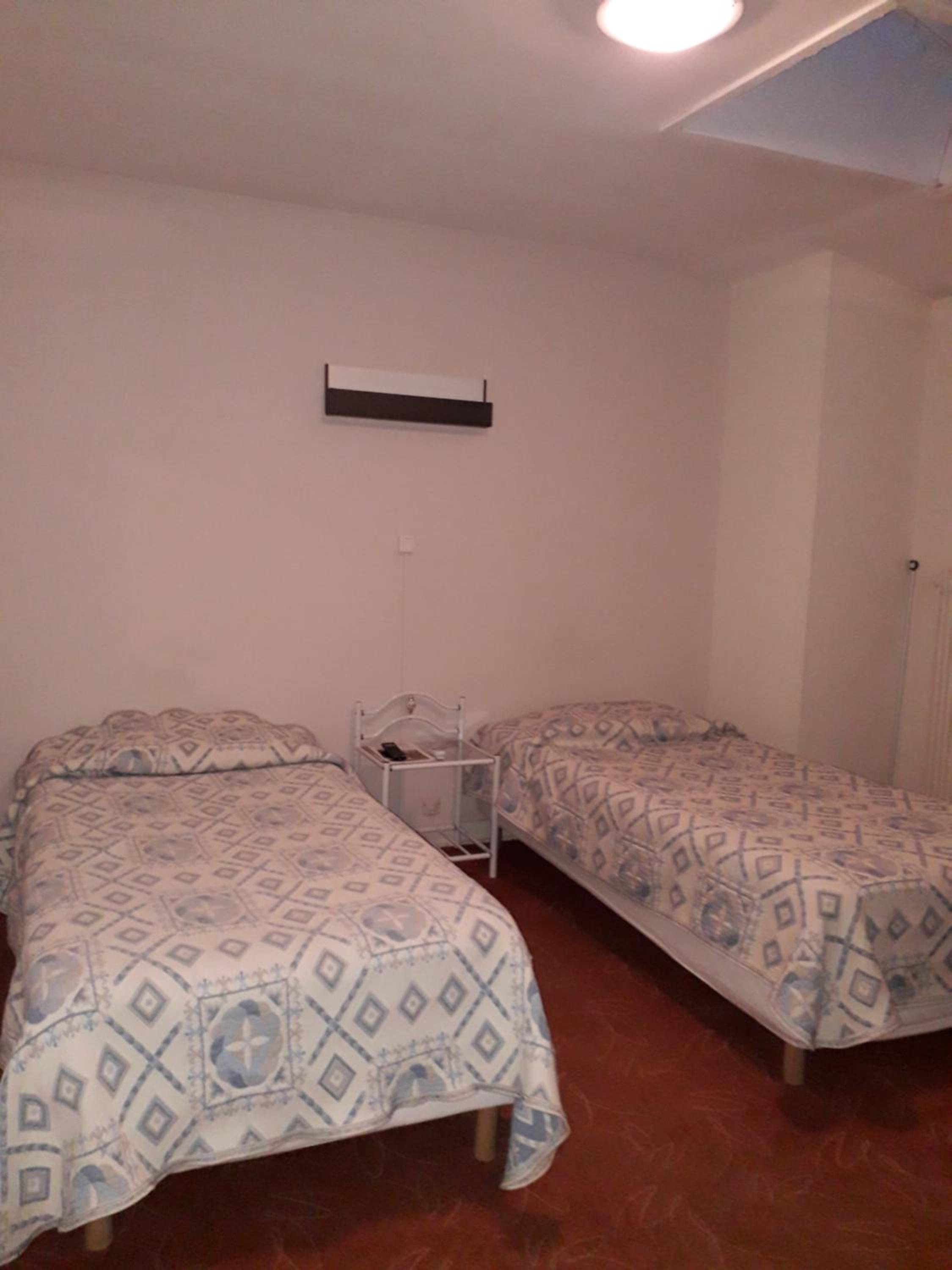 Classic Twin Room photo 2
