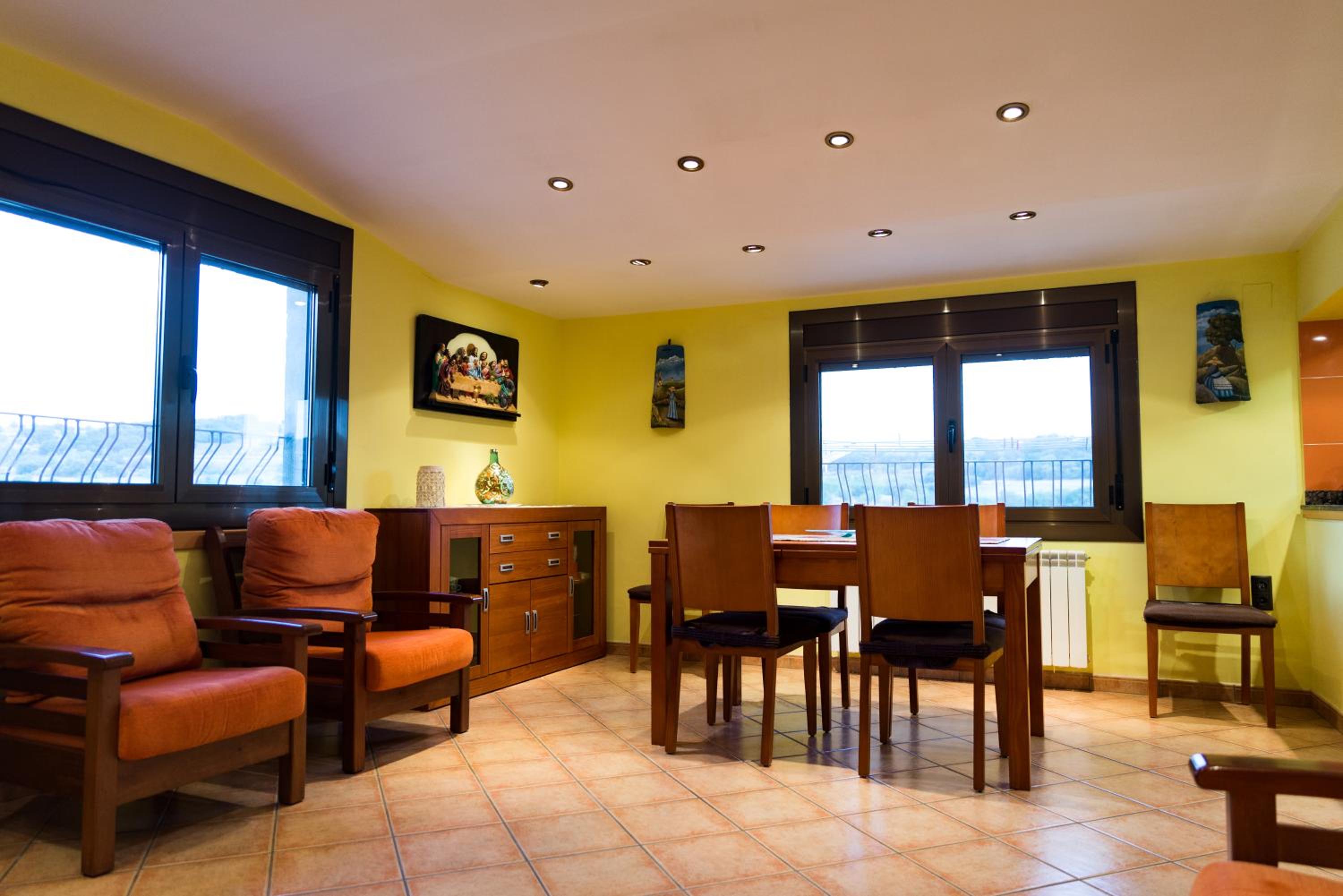 Casa de cuatro habitaciones