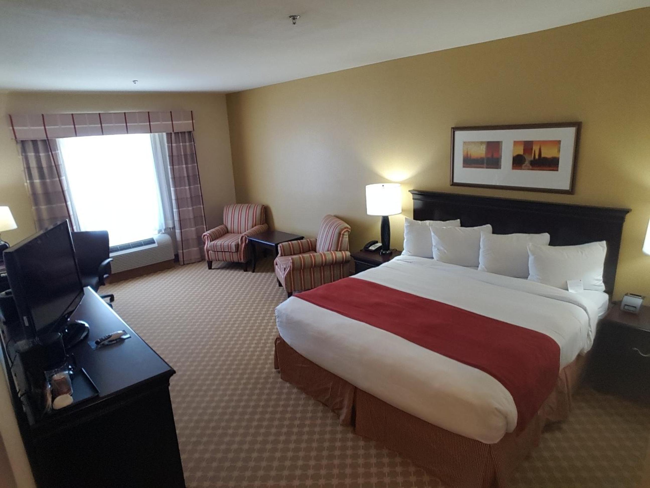 King Room - Non-Smoking - Photo 1