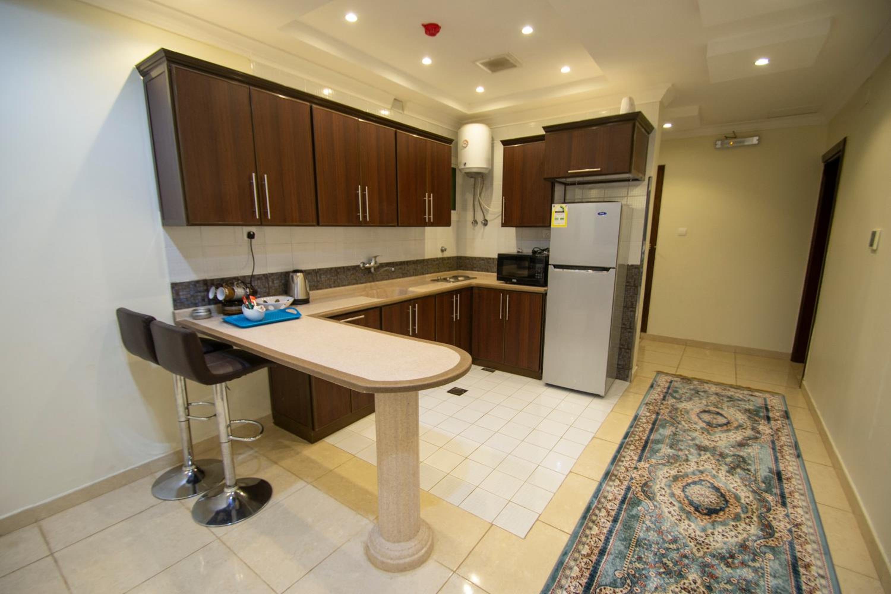 One-Bedroom Apartment photo 2