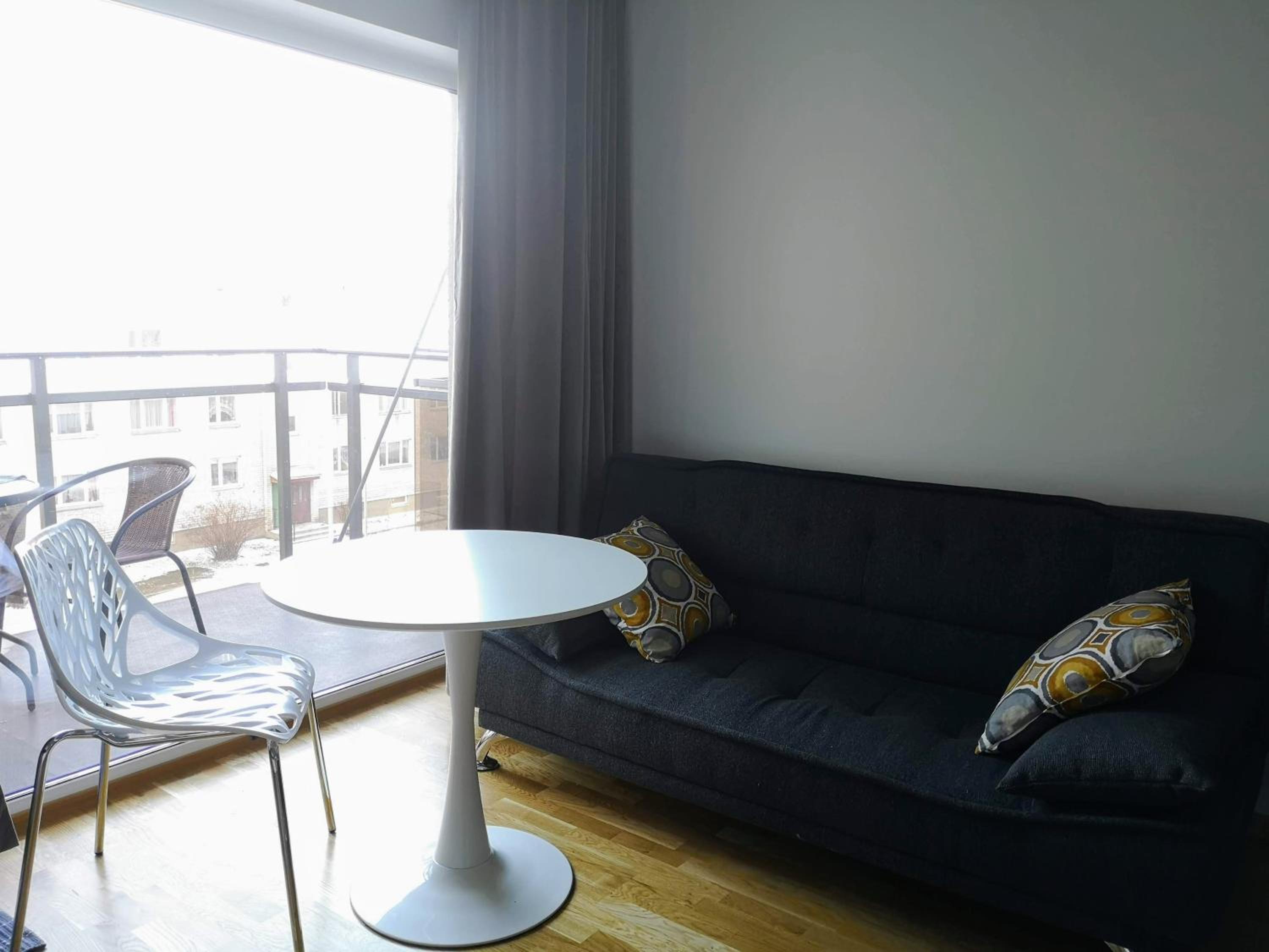 One-Bedroom Apartment - Photo 14