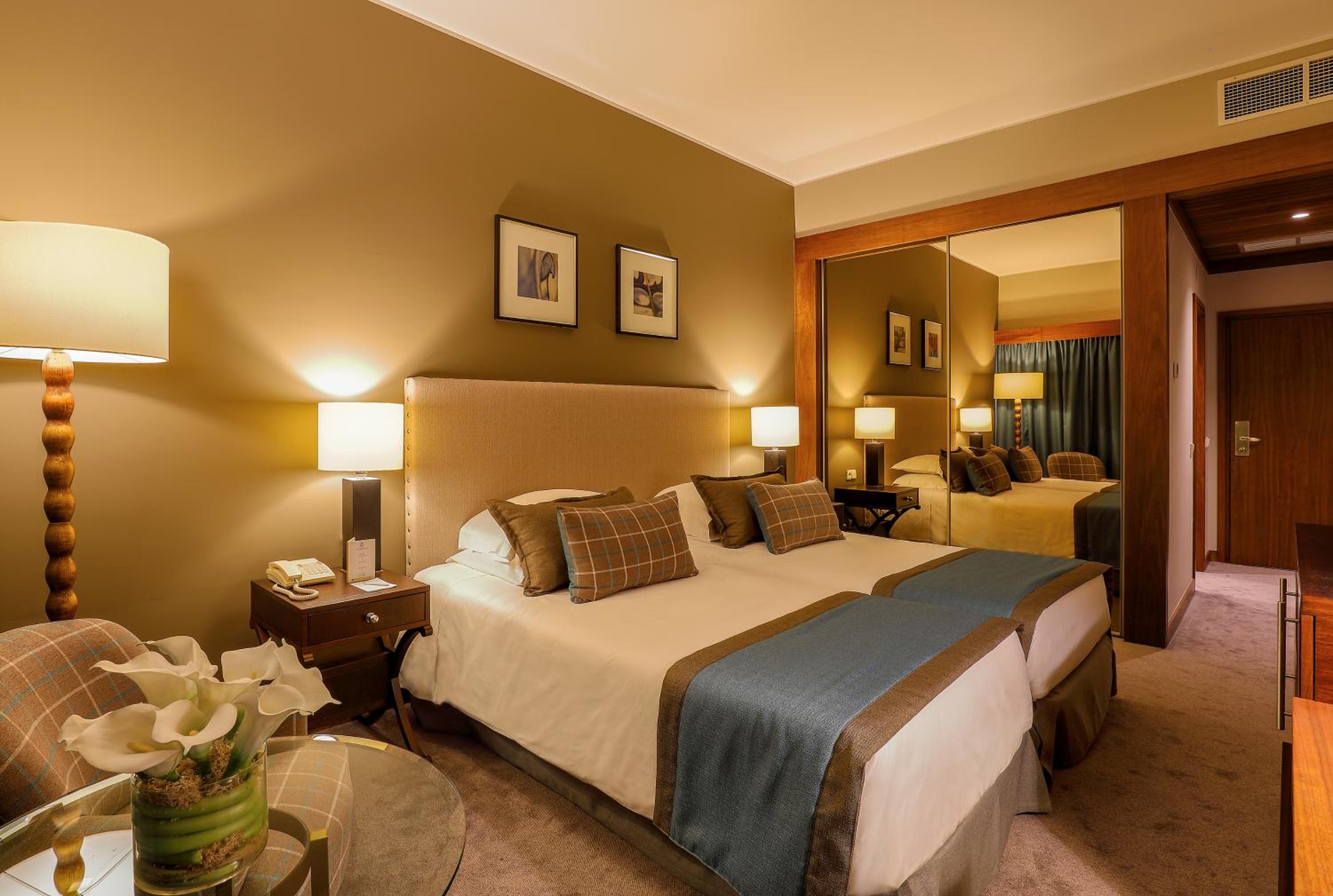Superior Twin Room - Photo 8