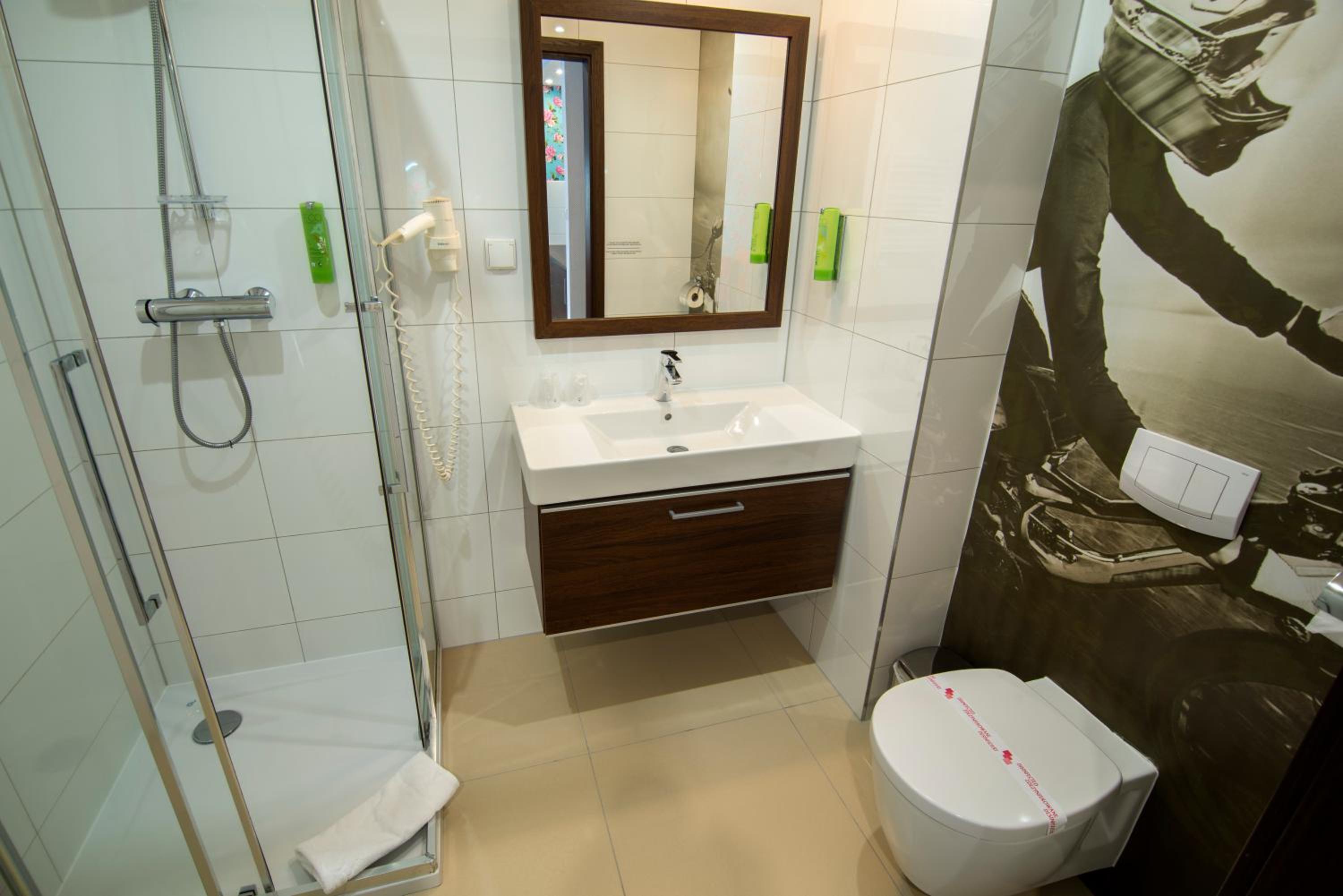 Standard Suite