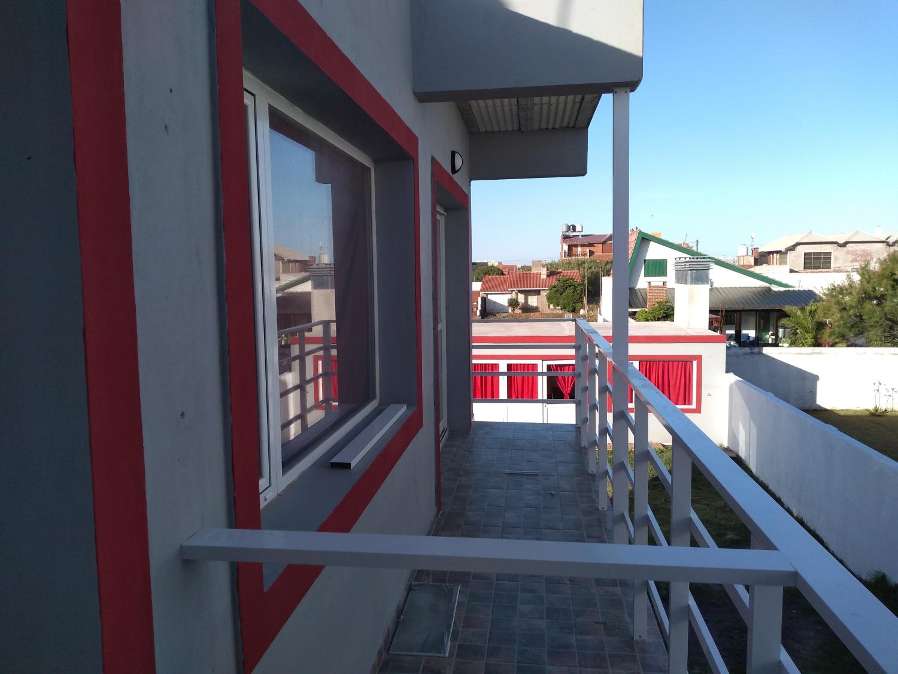 Apartment with Small Balcony  photo 1