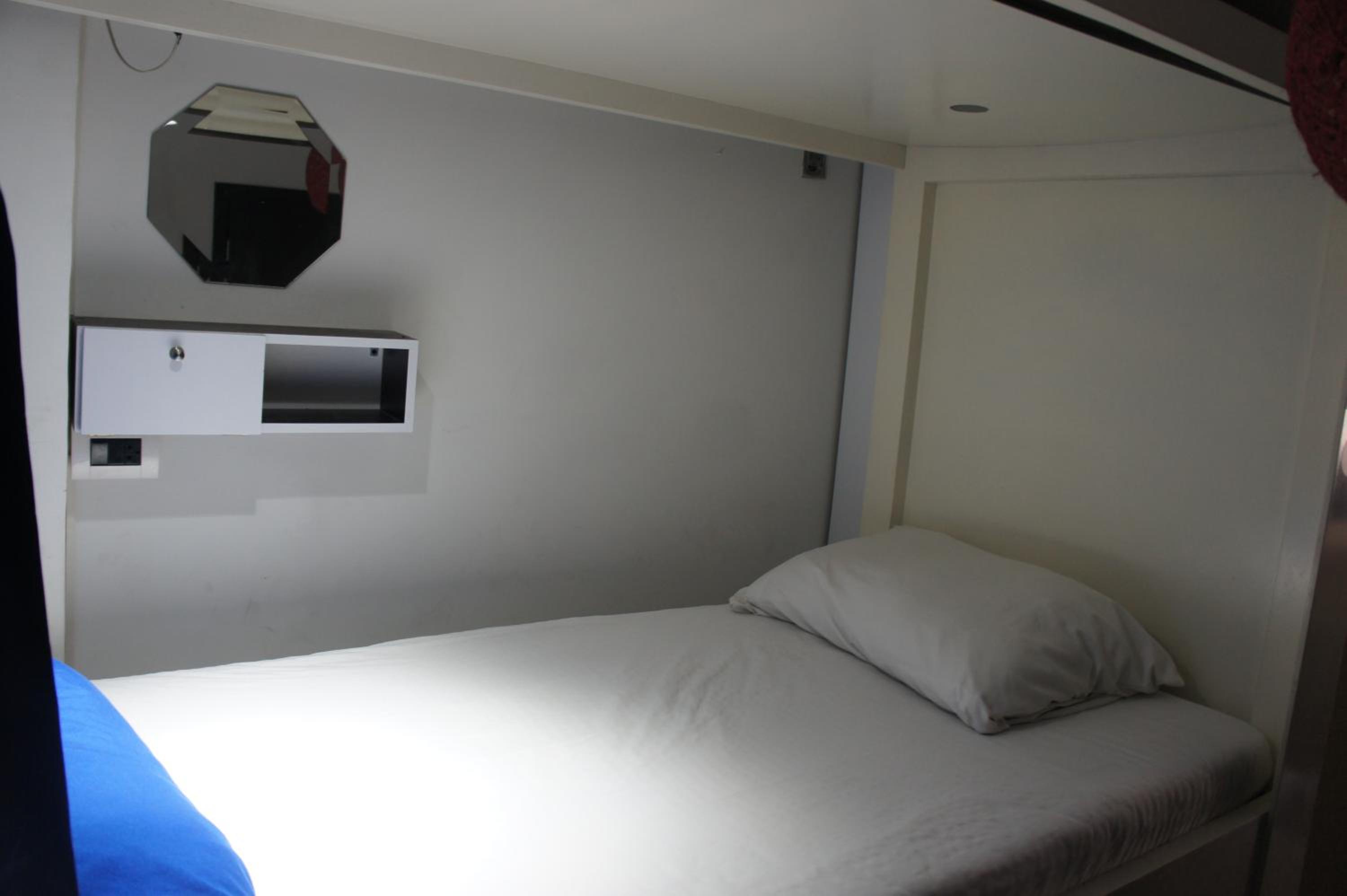 Bed in 6-Bed Mixed Dormitory Room