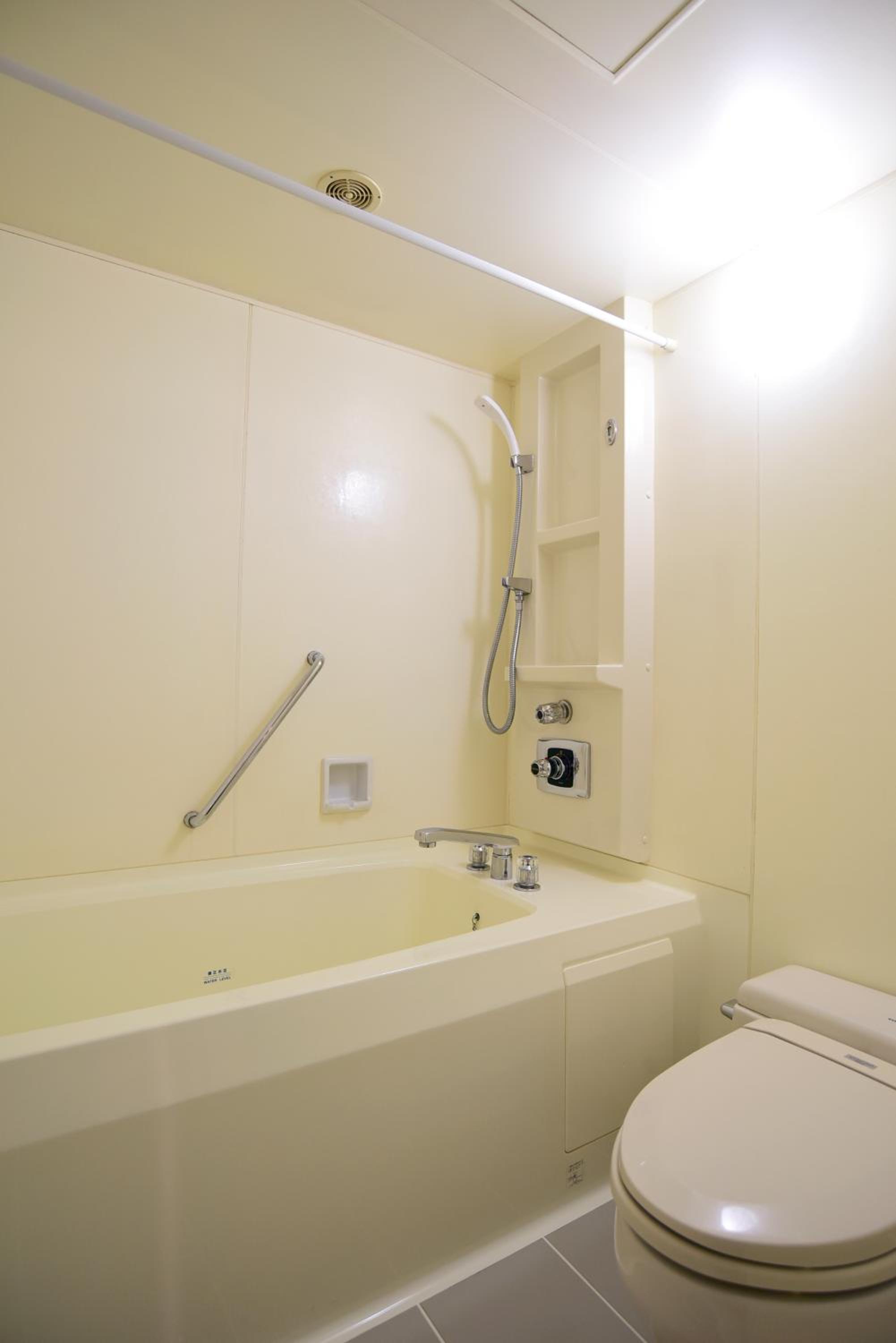 Triple Room Nonsmoking photo 2