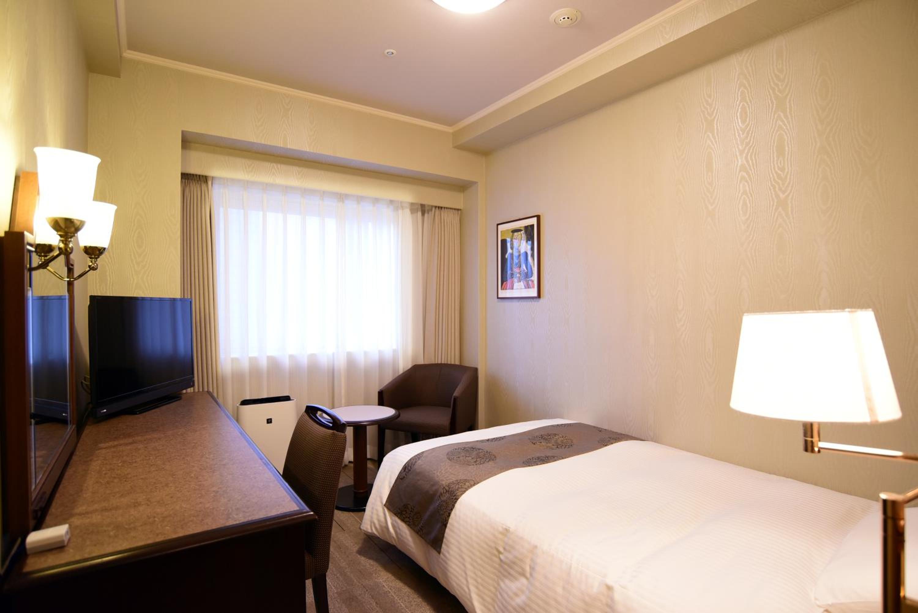 Small Double Room Non-Smoking photo 1
