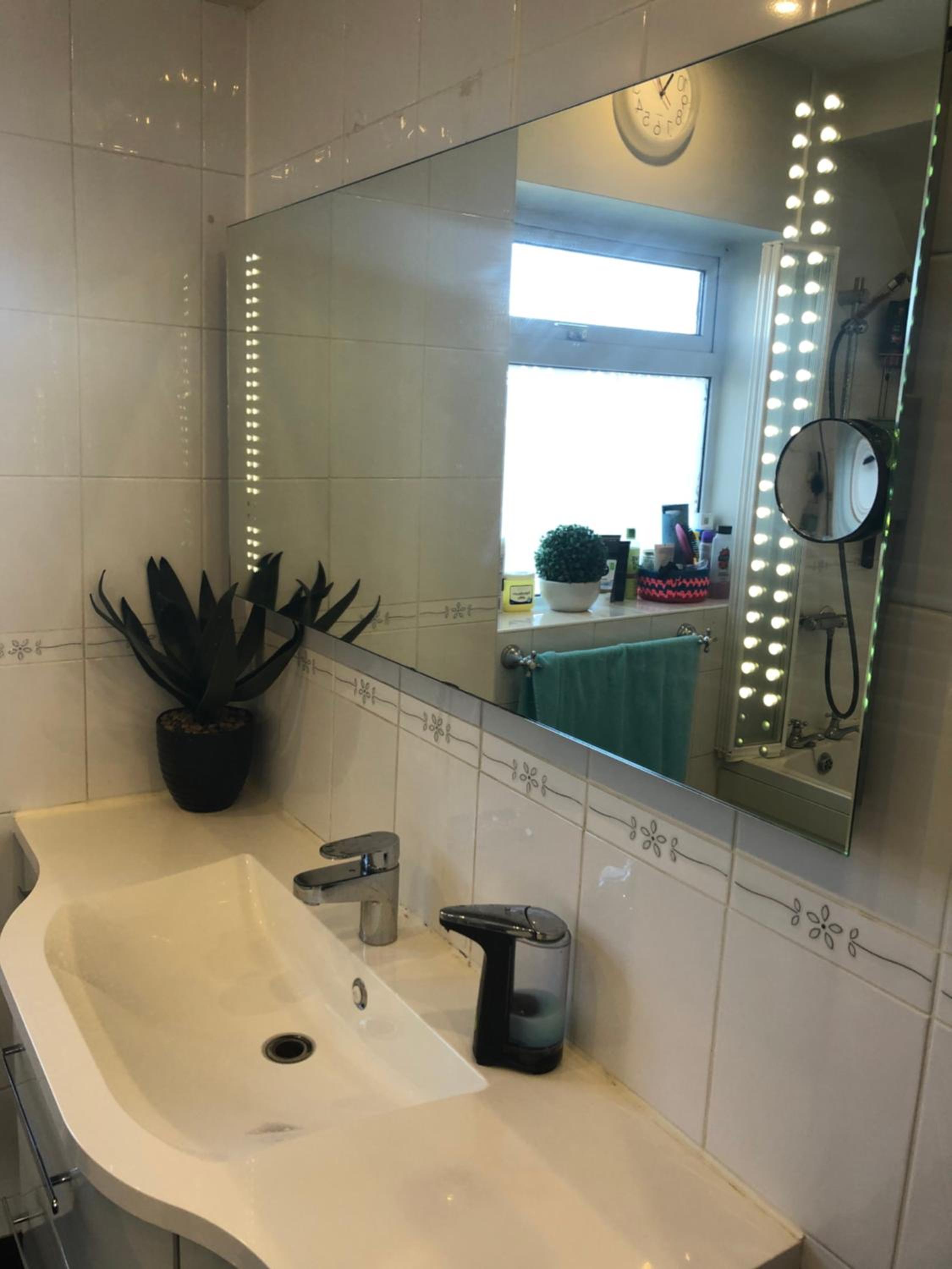 Deluxe Double Room - Photo 5