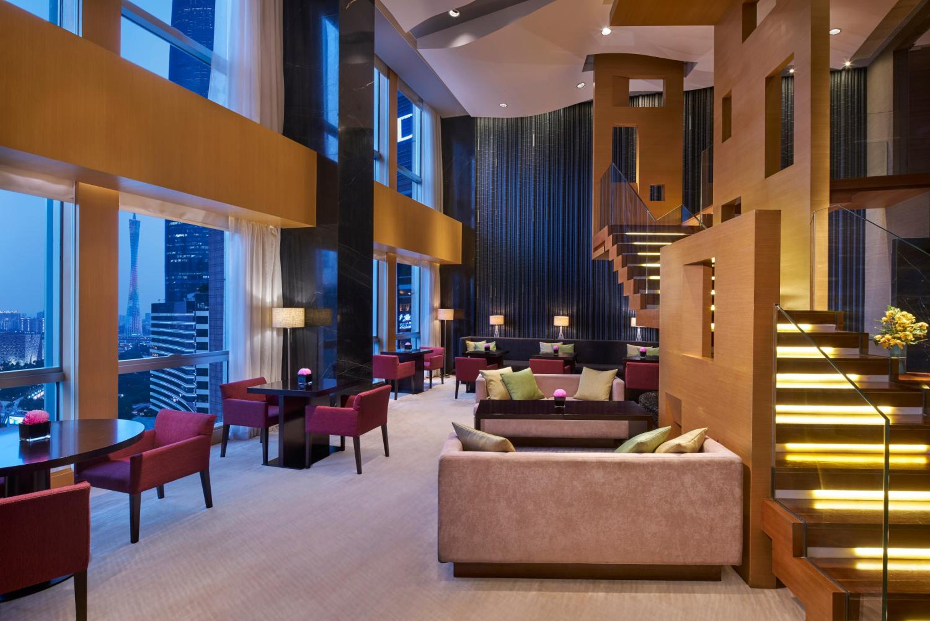 Grand King Suite - Photo 4