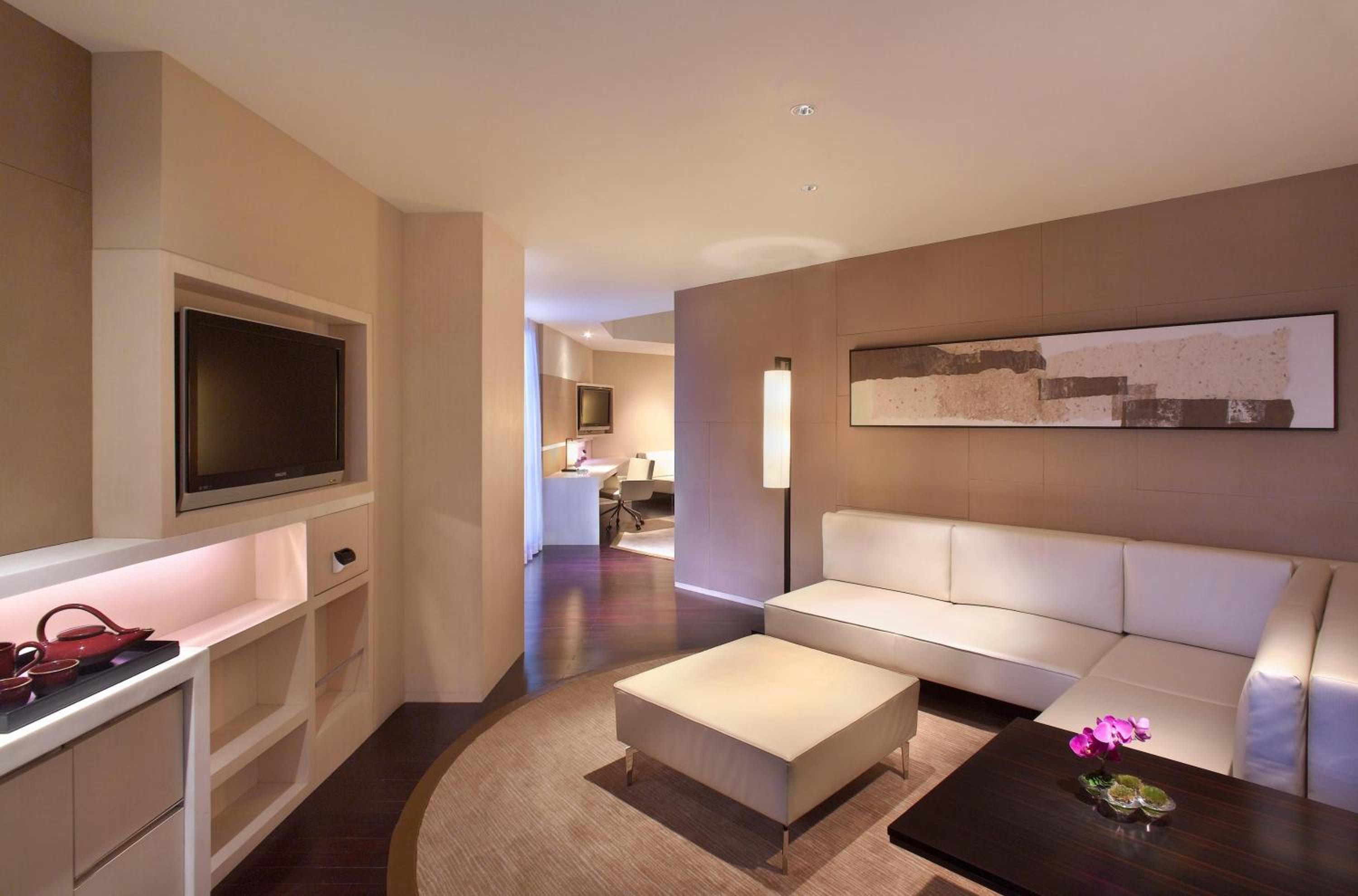 Grand King Suite - Photo 1