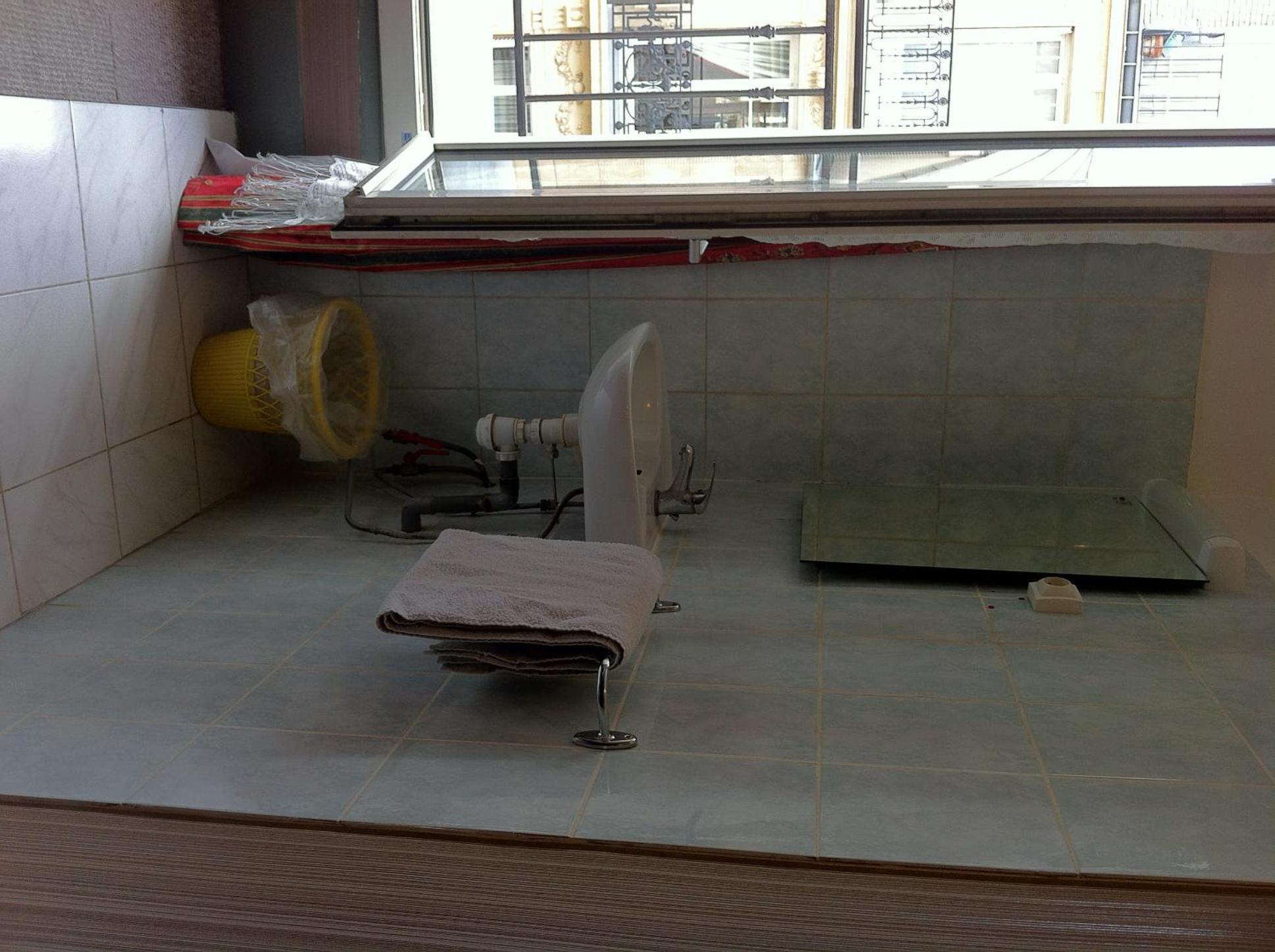 Single Room with Shared Bathroom photo 1