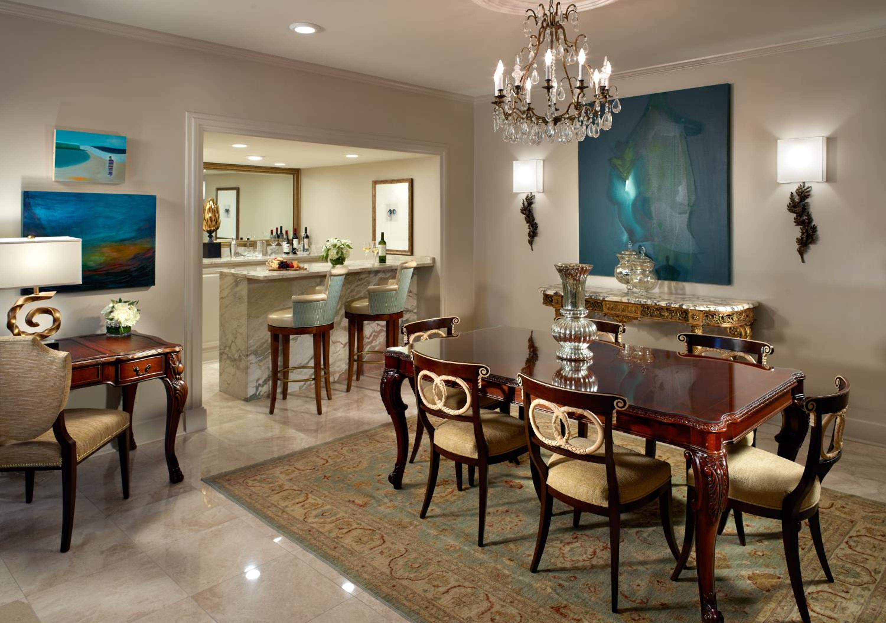 Luxury Royal Suite - 1 King Bed - Photo 4