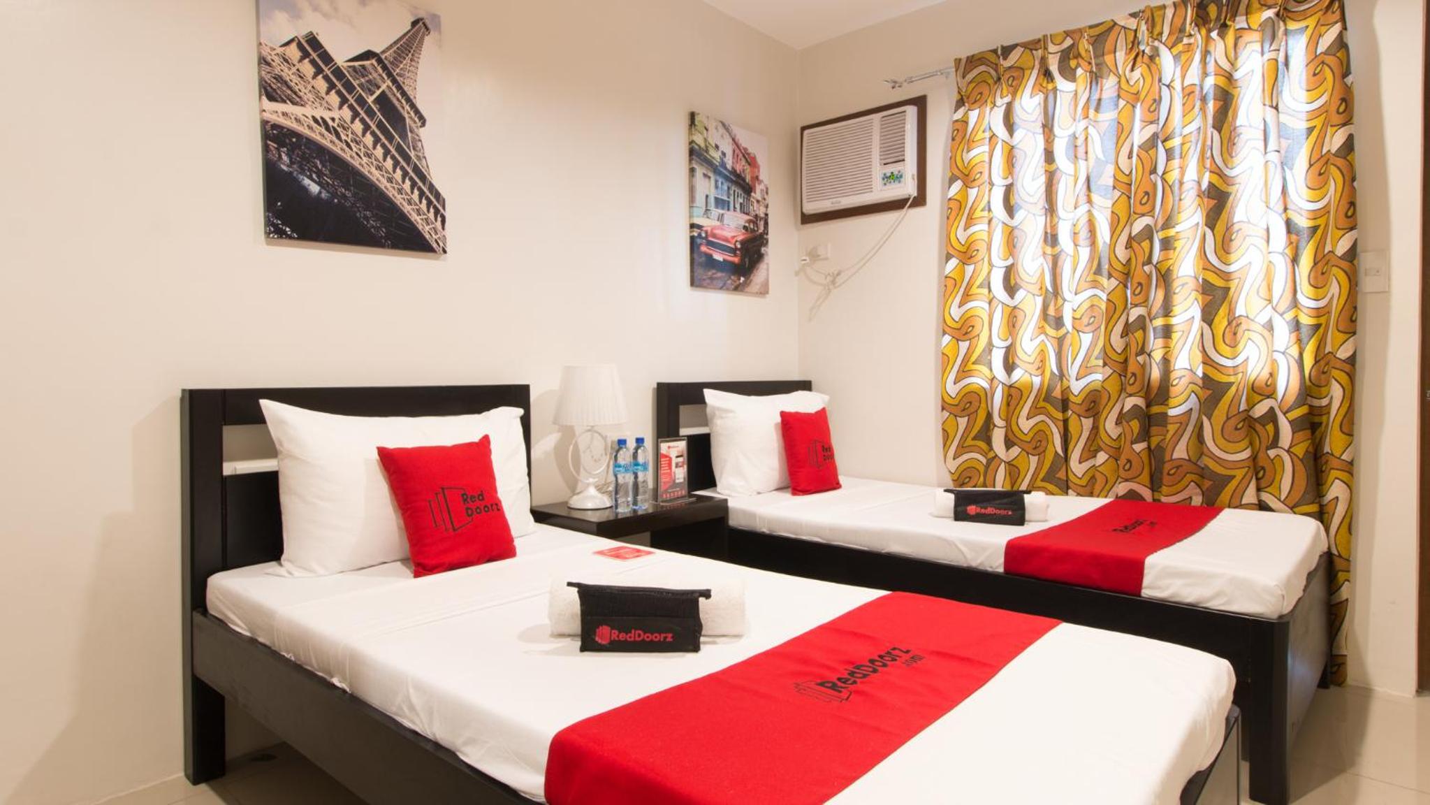 Twin Room - Photo 10