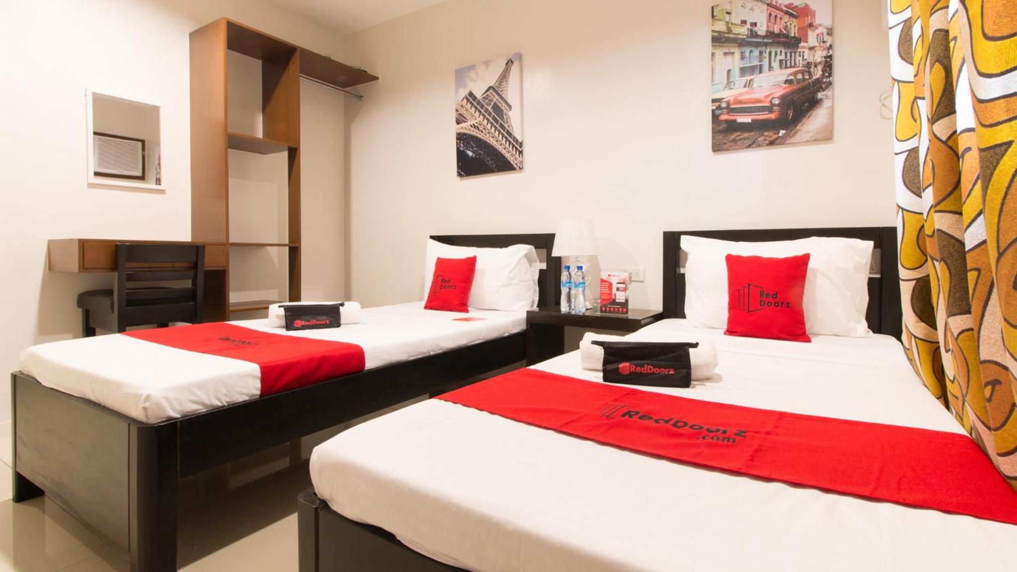 Twin Room - Photo 5