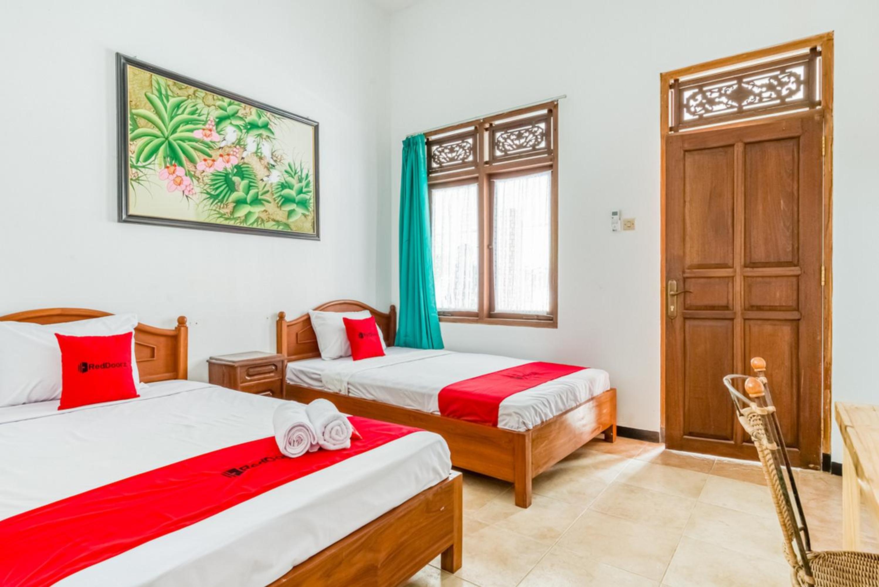 Twin Room - Photo 3