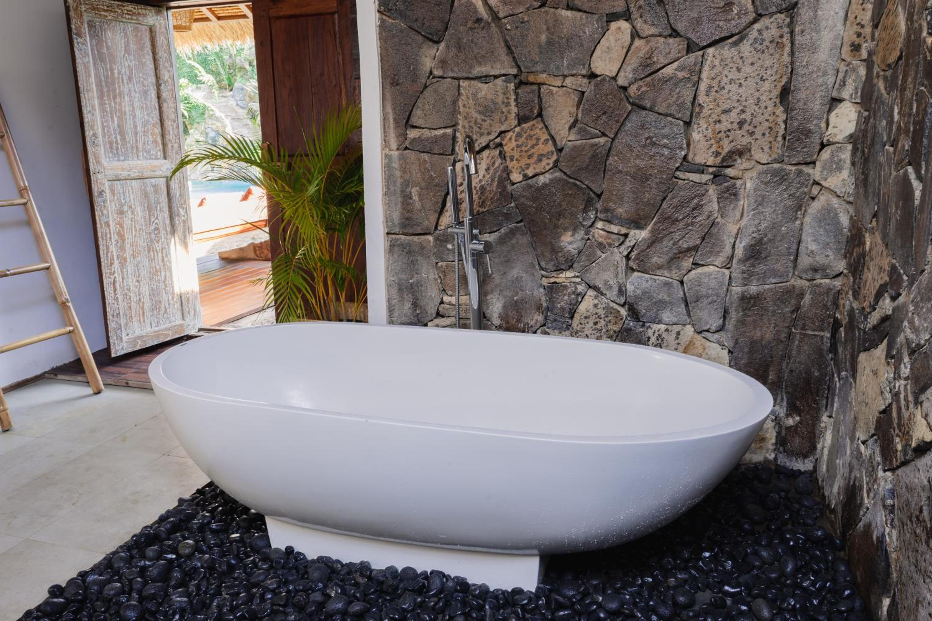 Villa with Private Pool - Photo 6