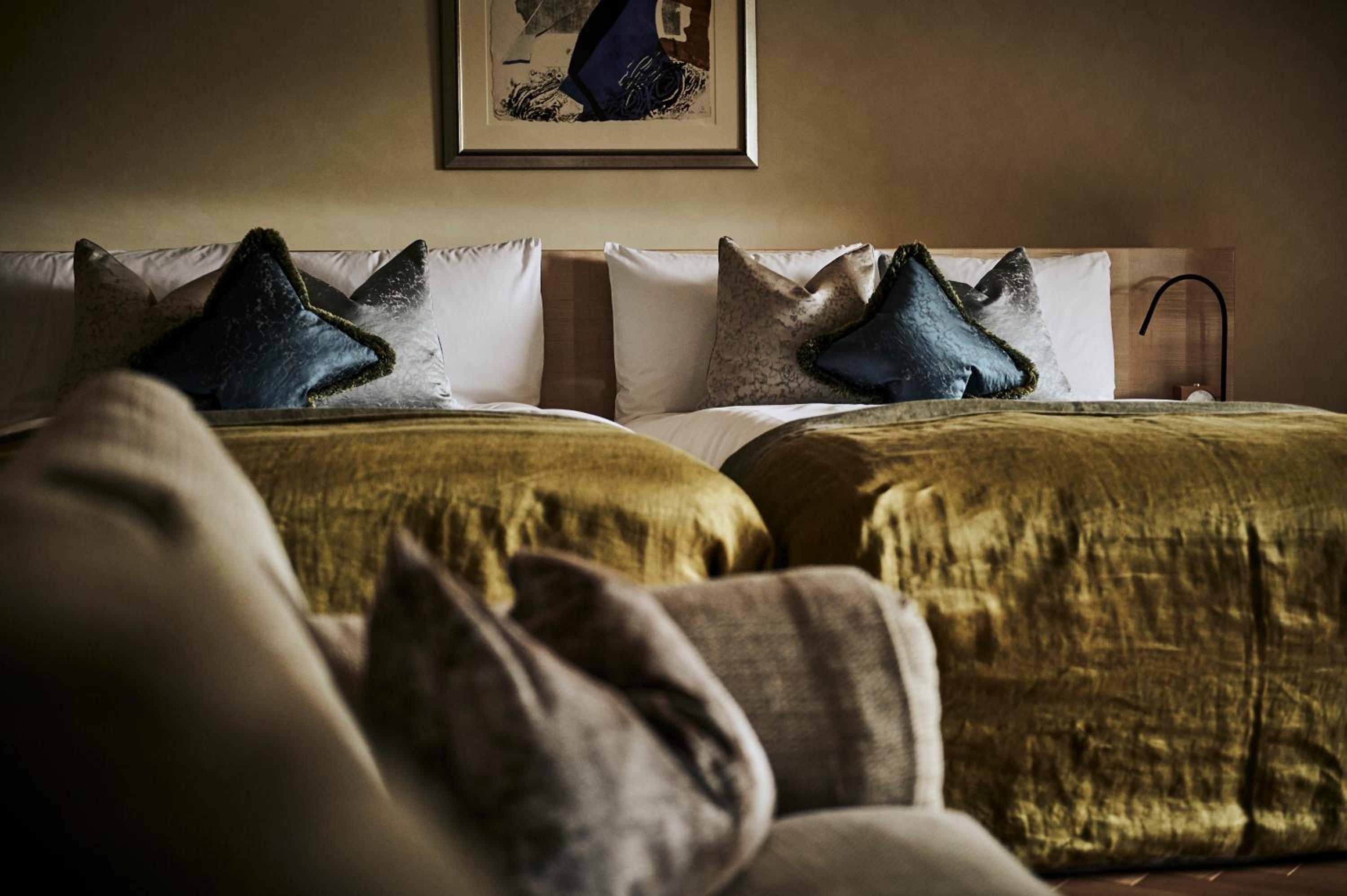 2F Deluxe Twin Room